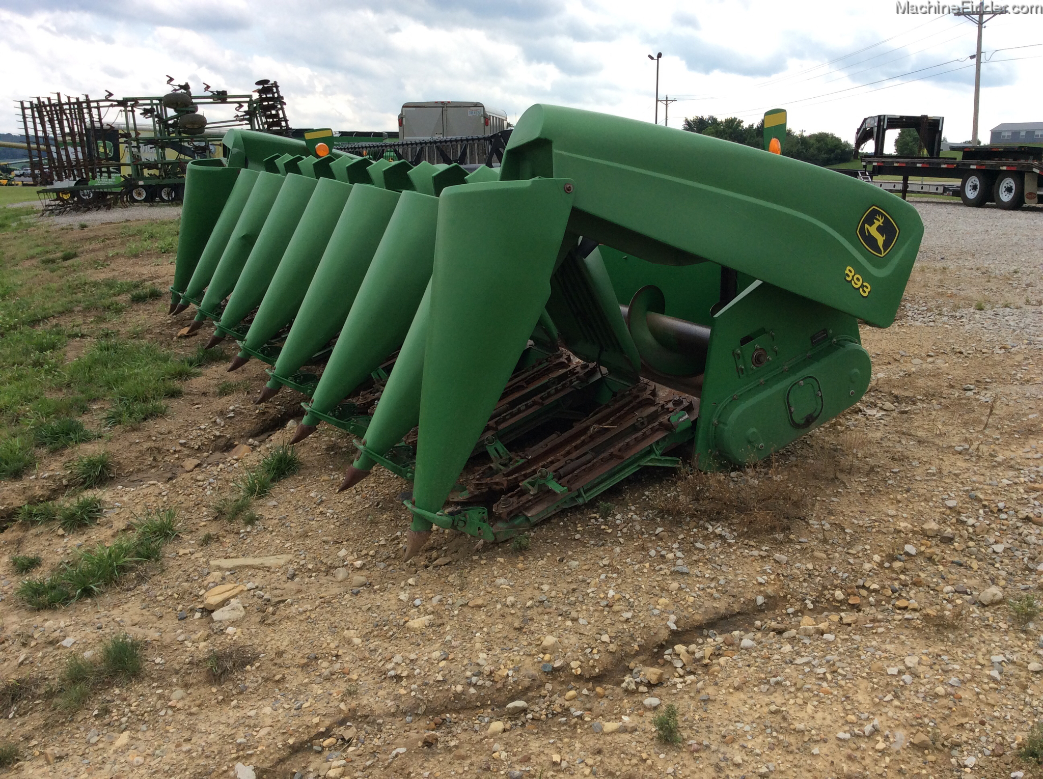 2004 John Deere 893 Image 2