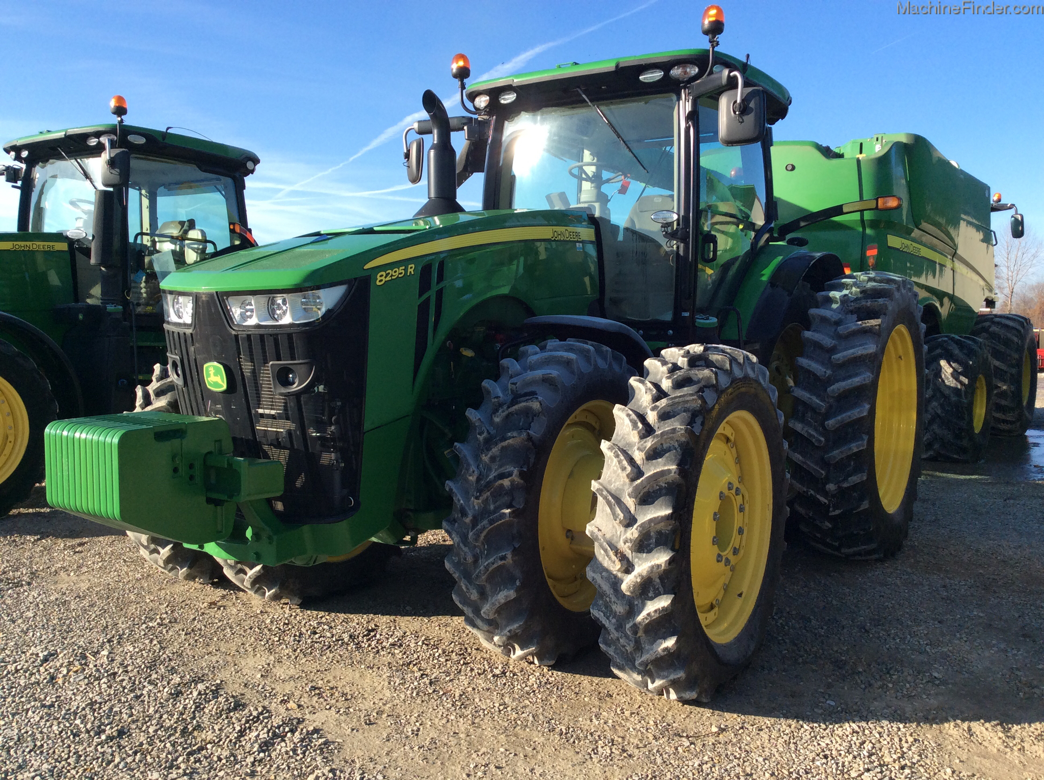 2016 John Deere 8295R Image 1