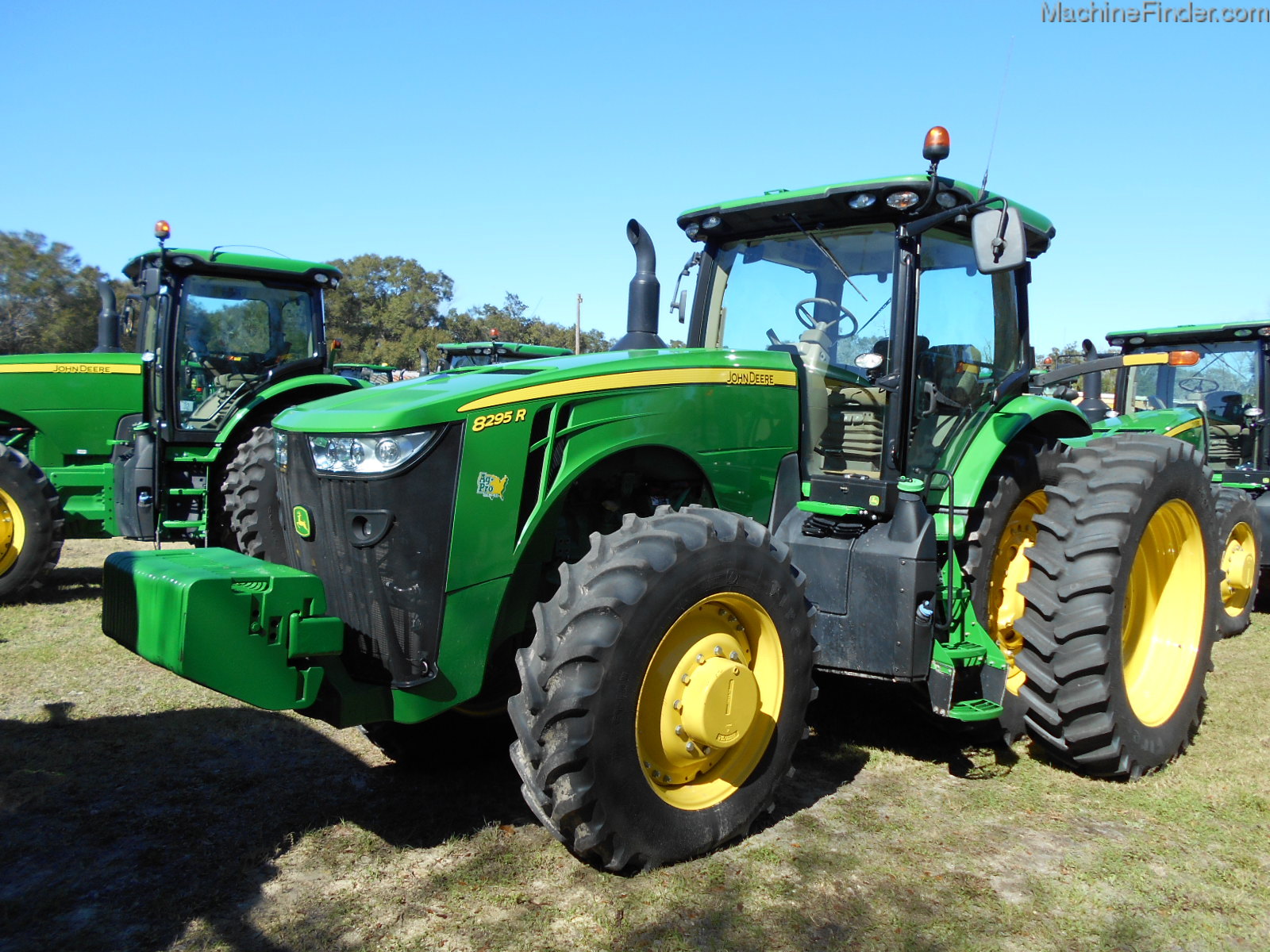2014 John Deere 8295R Image 1