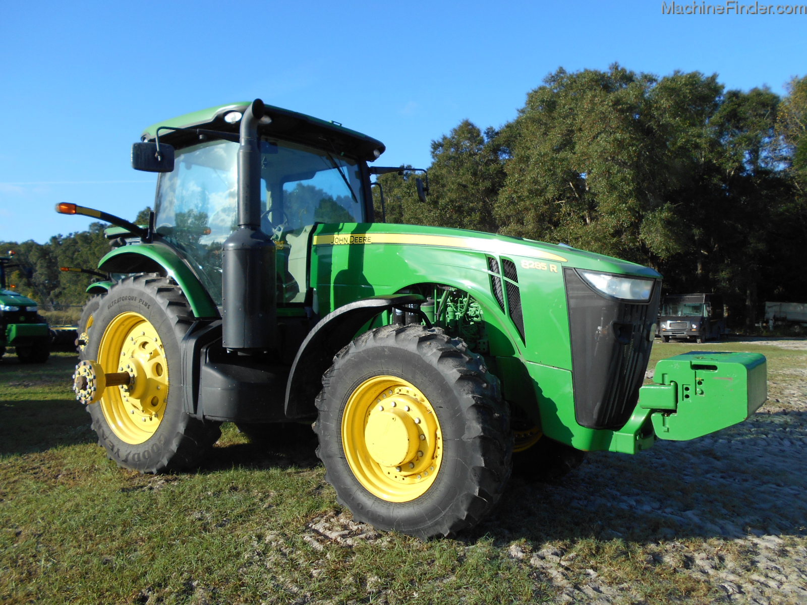 2013 John Deere 8285R Image 1
