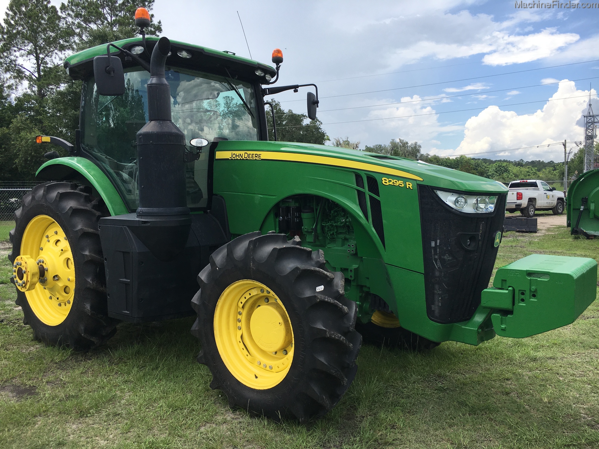 2016 John Deere 8295R Image 1