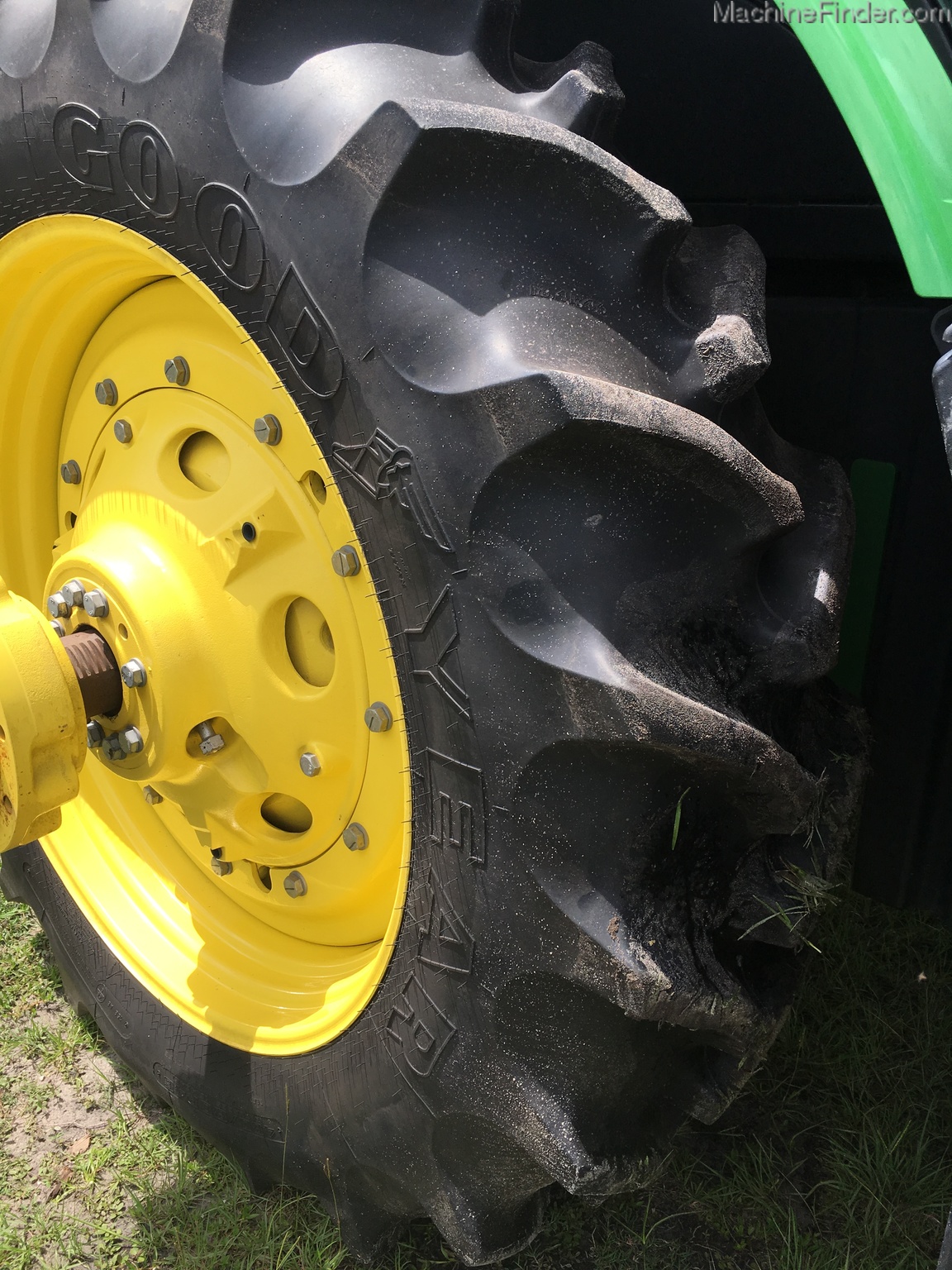 2016 John Deere 8295R Image 10
