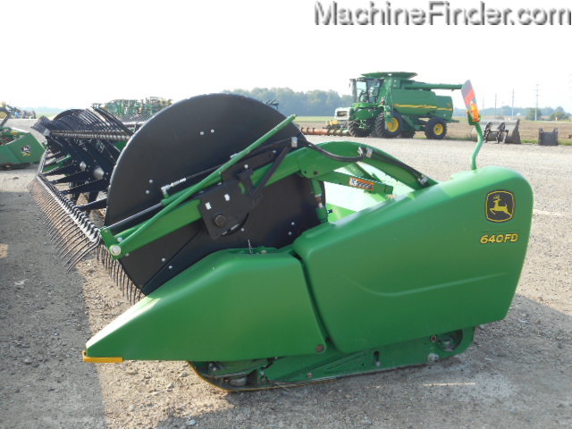 2013 John Deere 640FD Image 1