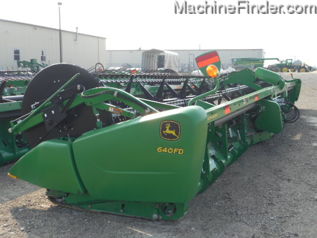 2013 John Deere 640FD Image 2