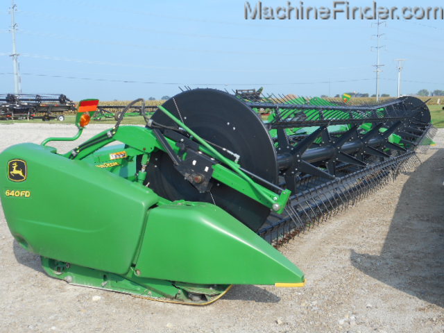 2013 John Deere 640FD Image 4