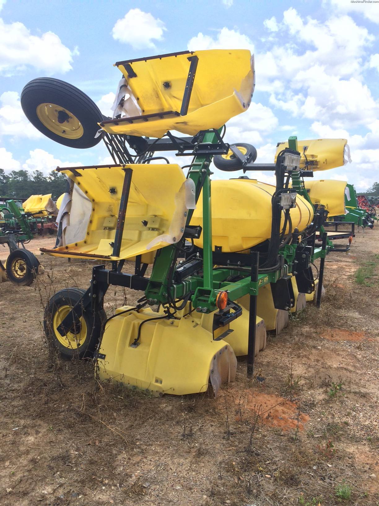 2013 Willmar 915 Image 4