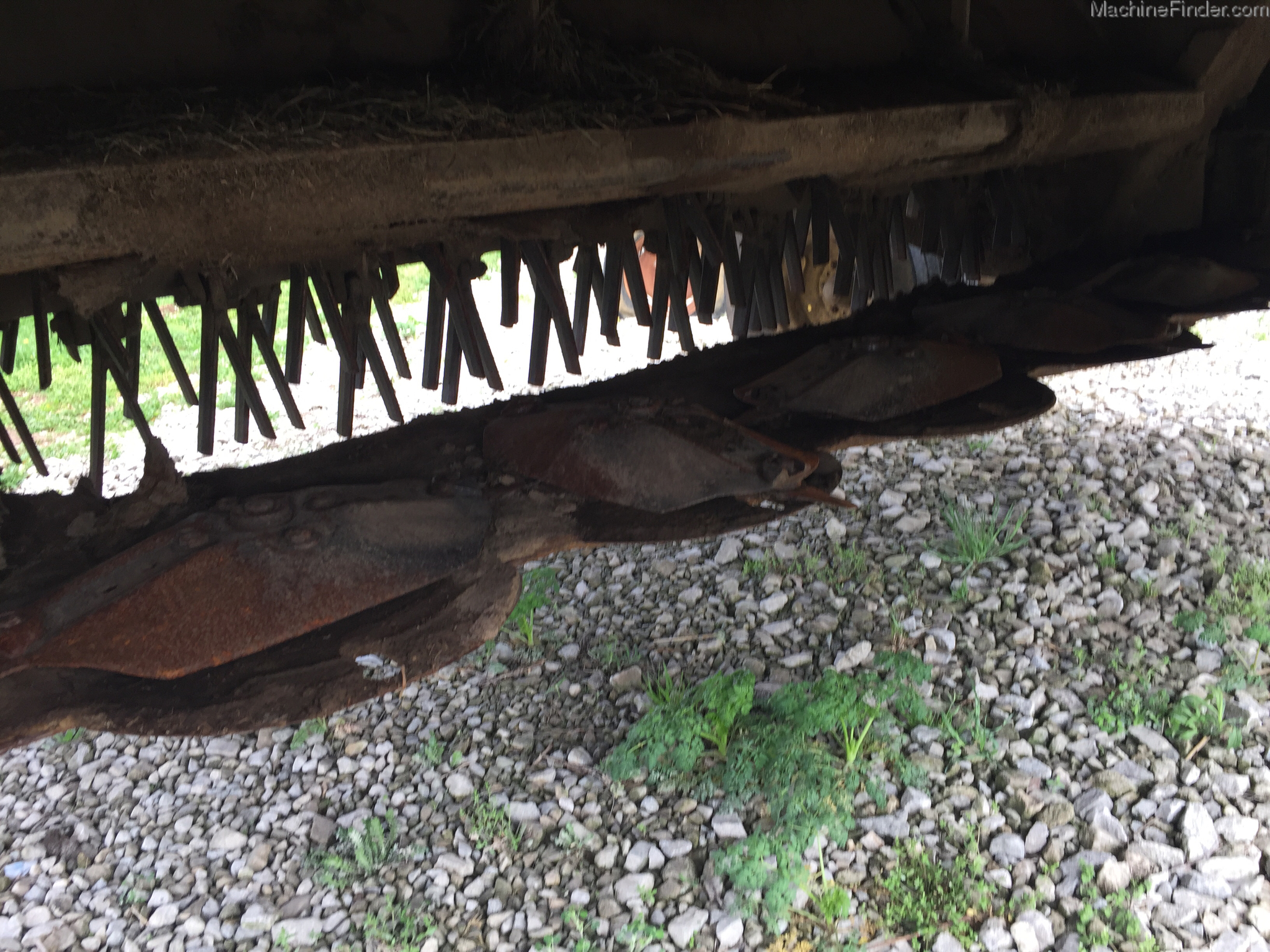 2005 John Deere 535 Image 10