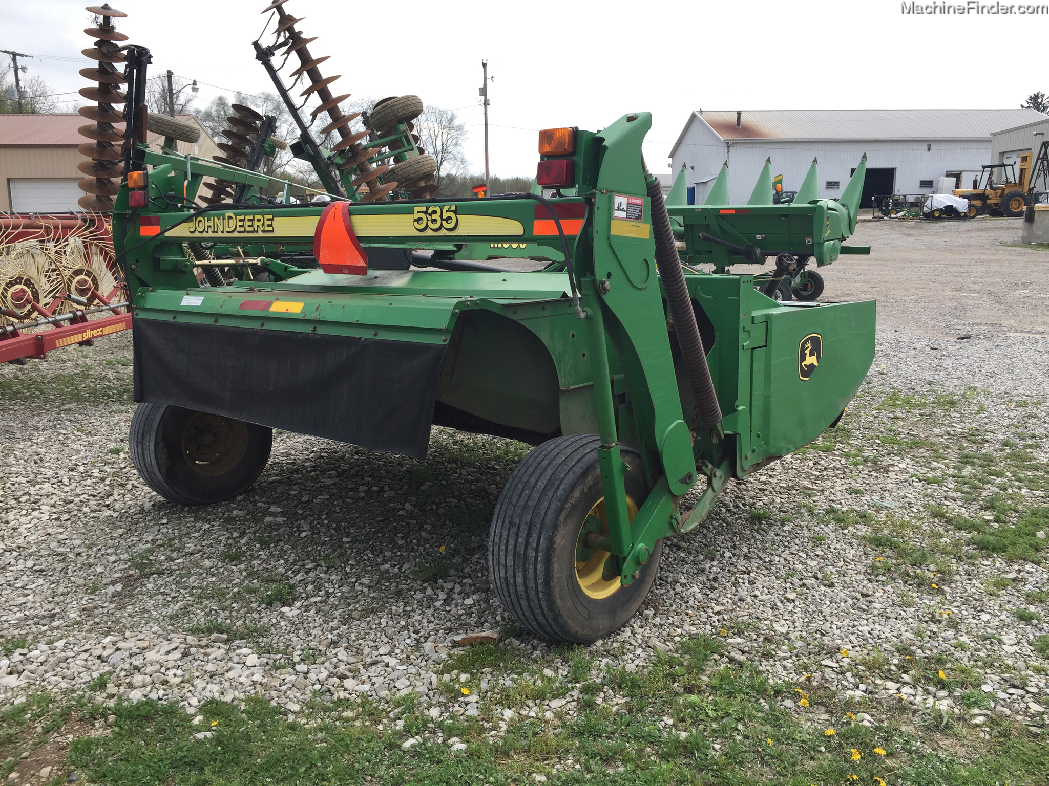 2005 John Deere 535 Image 5