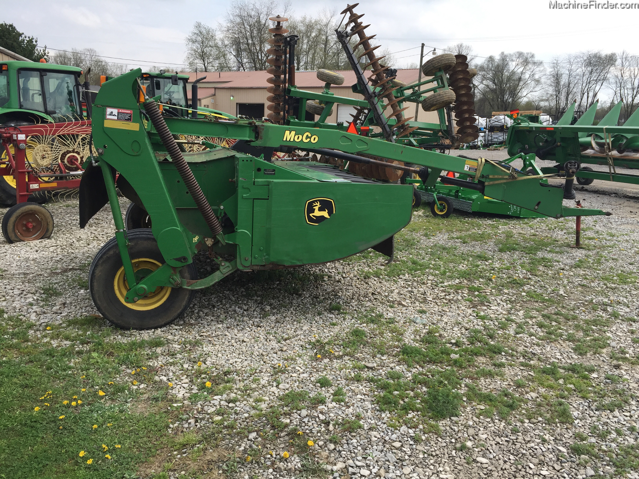 2005 John Deere 535 Image 6