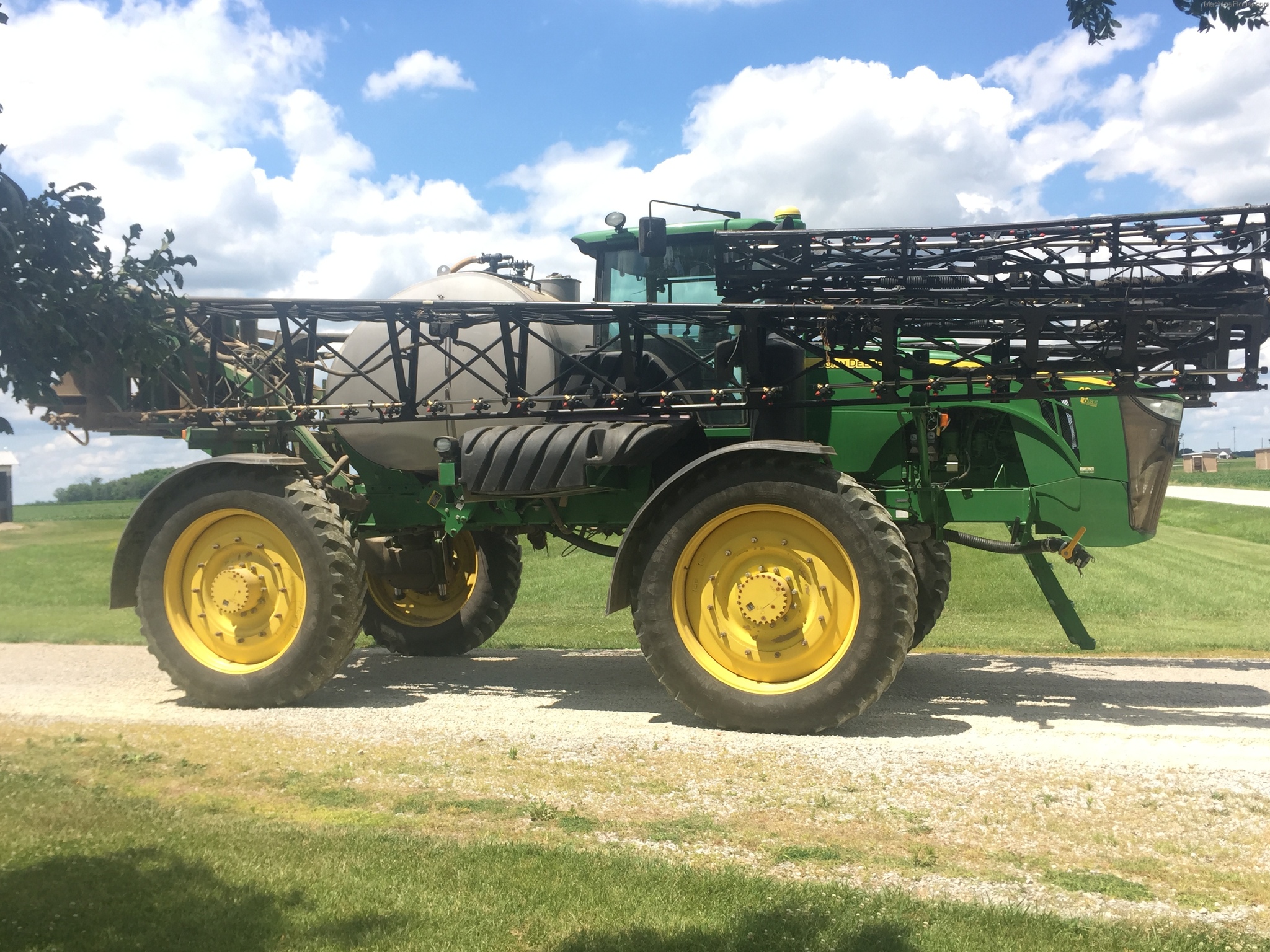 2013 John Deere 4940 Image 4