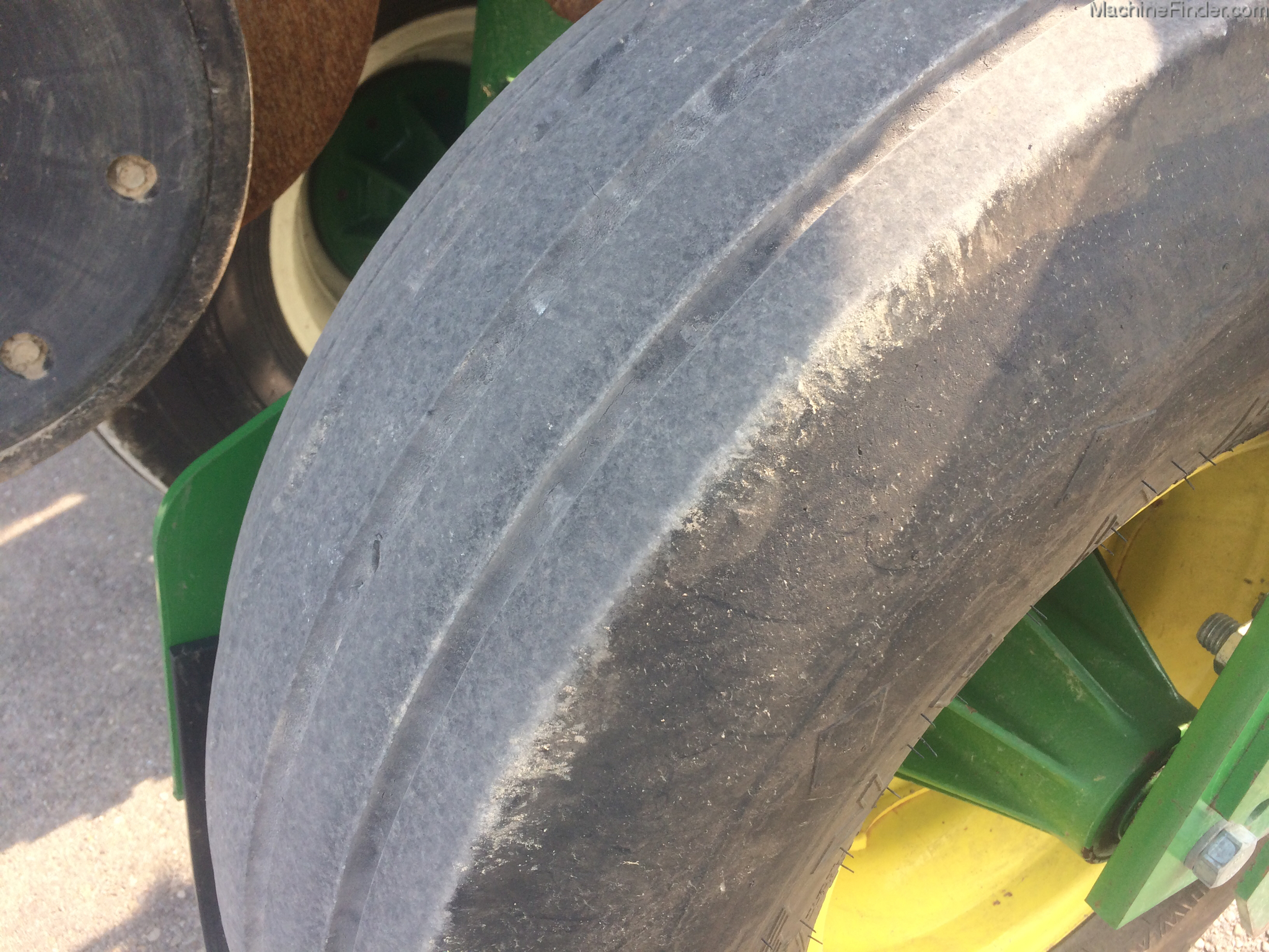 2013 John Deere 1770NT Image 25