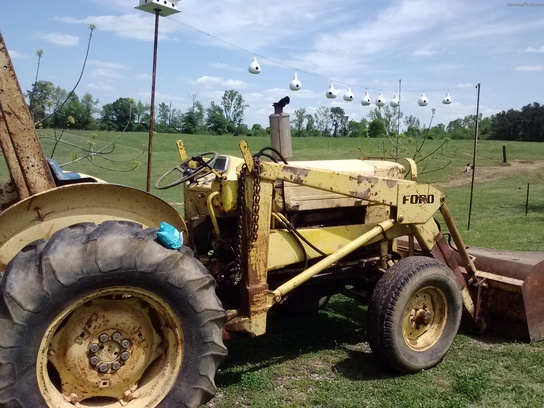 Ford 3400 utility tractor #2