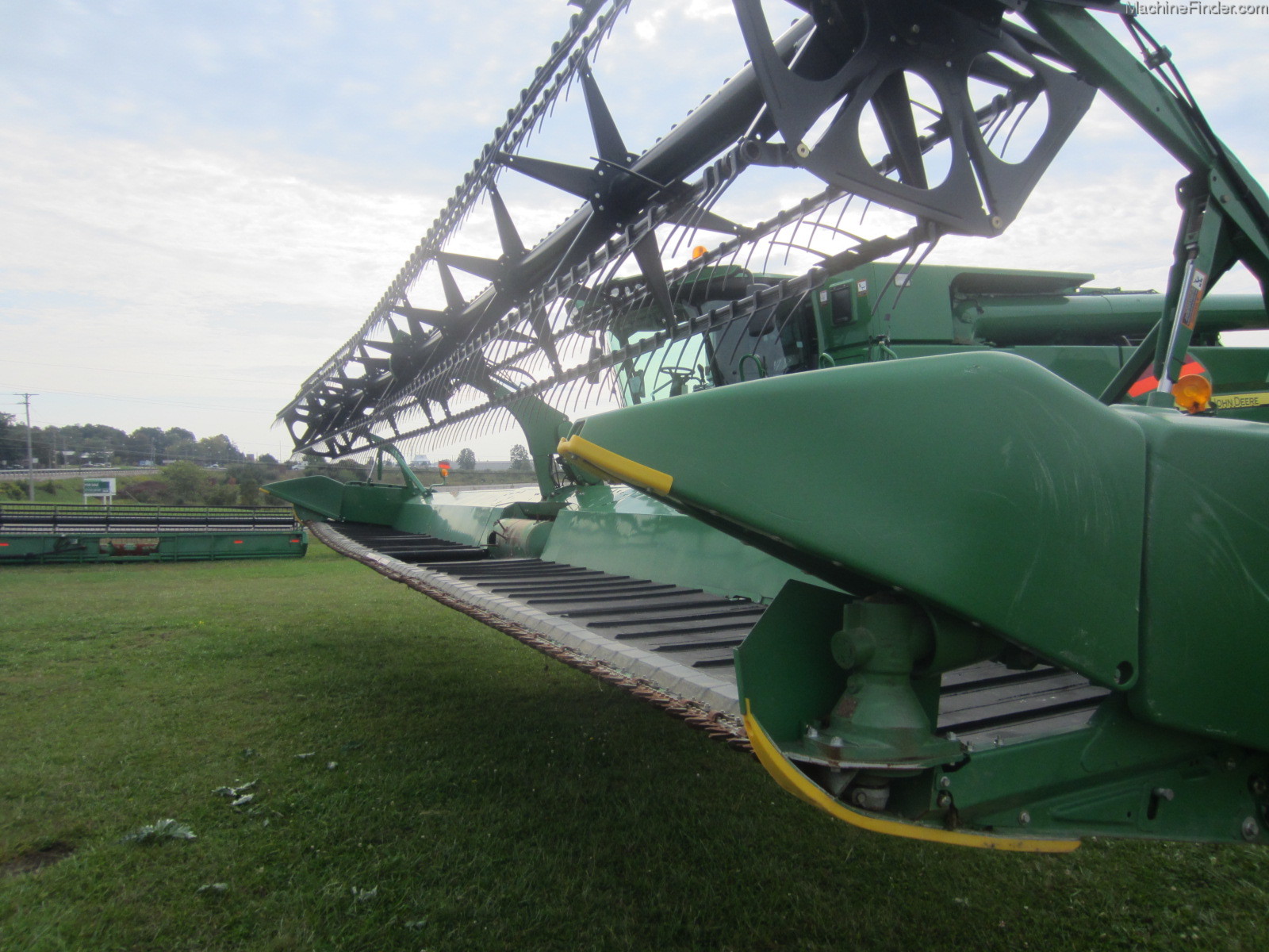 2013 John Deere 640FD Image 3