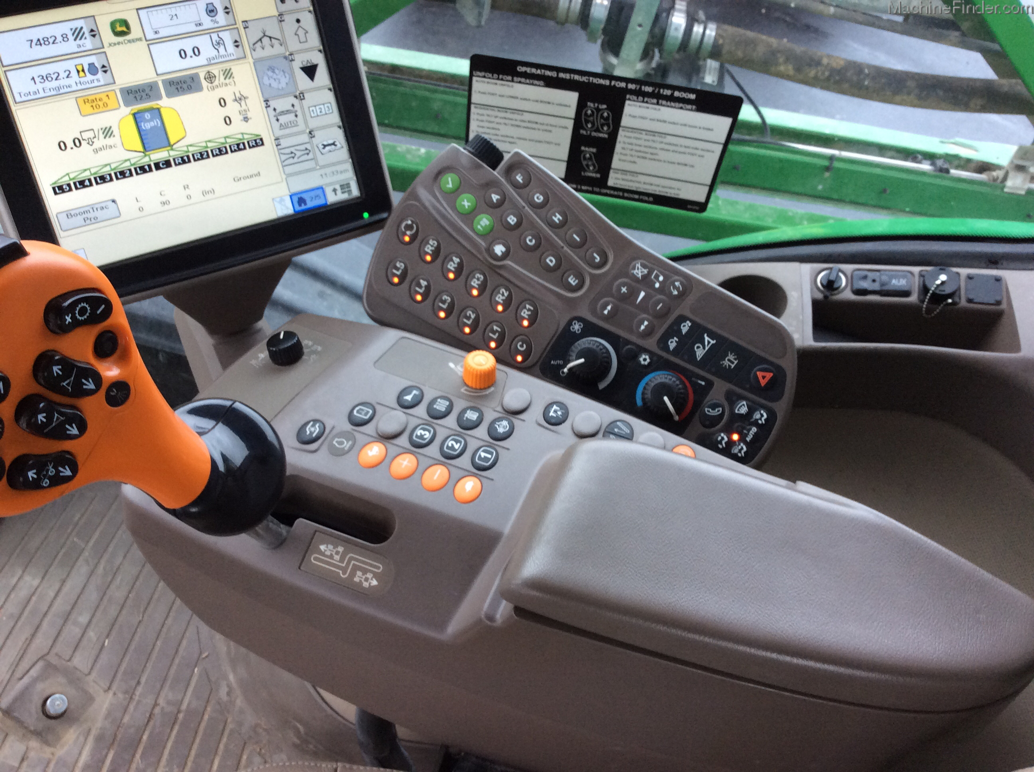 2014 John Deere R4030 Image 10