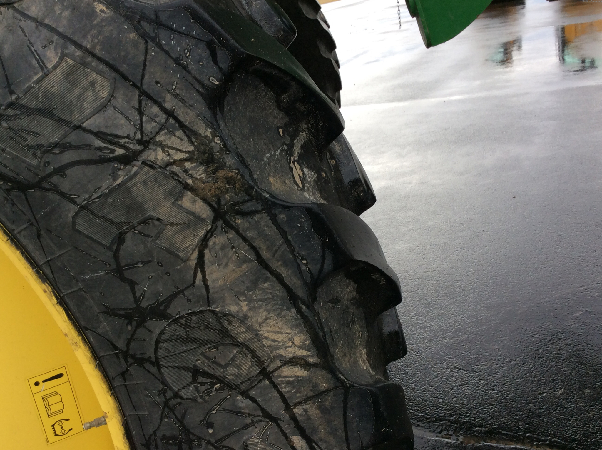 2014 John Deere R4030 Image 11