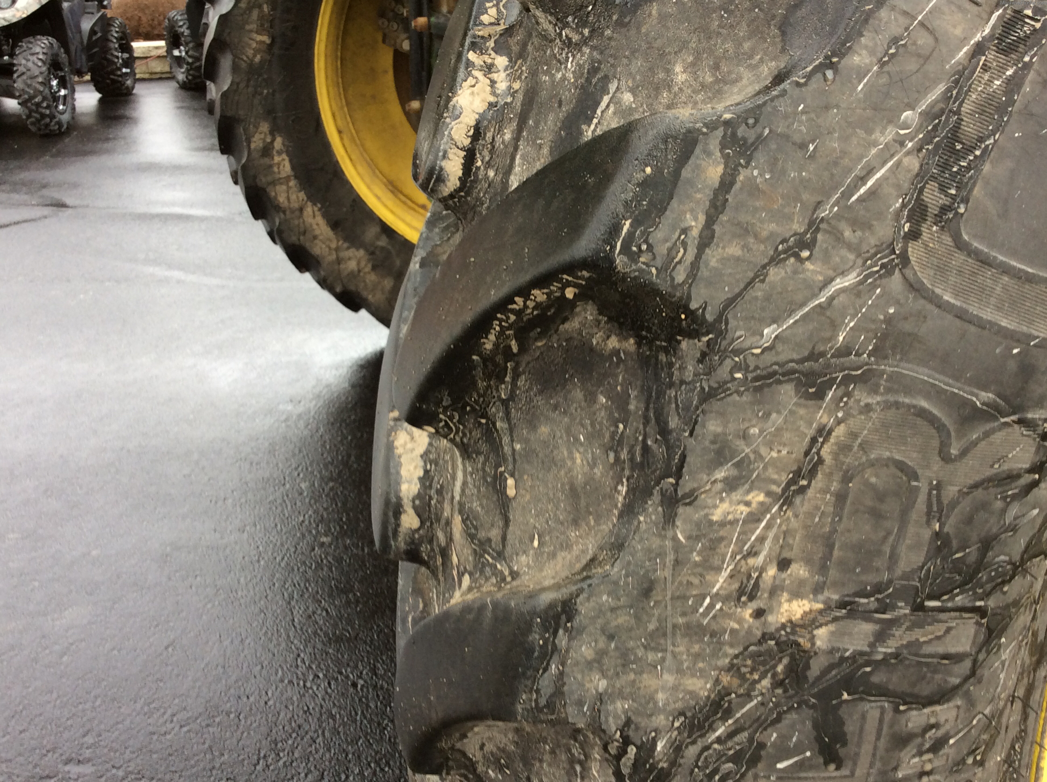 2014 John Deere R4030 Image 12