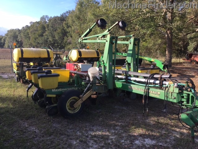 2000 John Deere 1770 Image 1