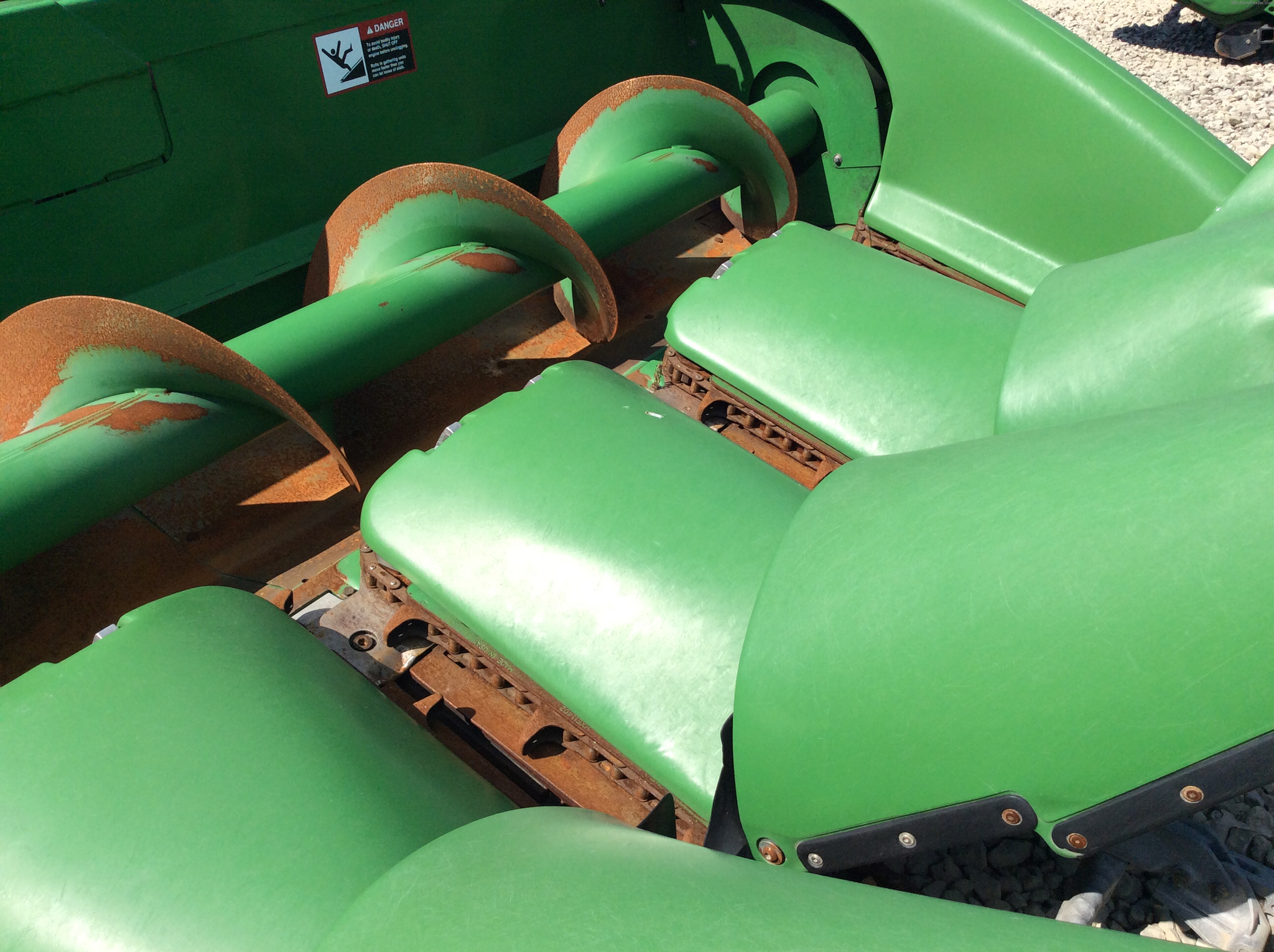 2010 John Deere 608C Image 12