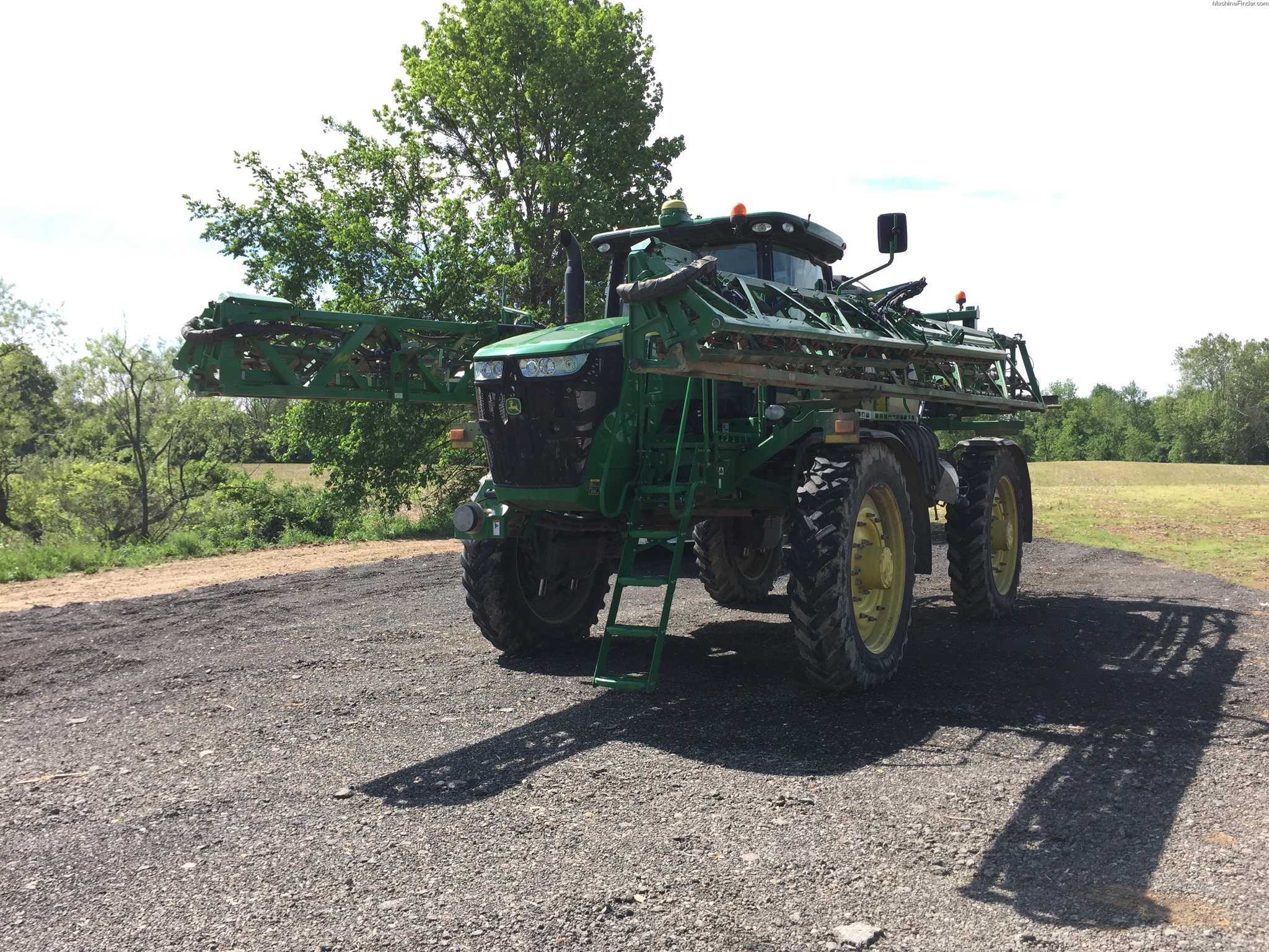 2015 John Deere R4045 Image 2