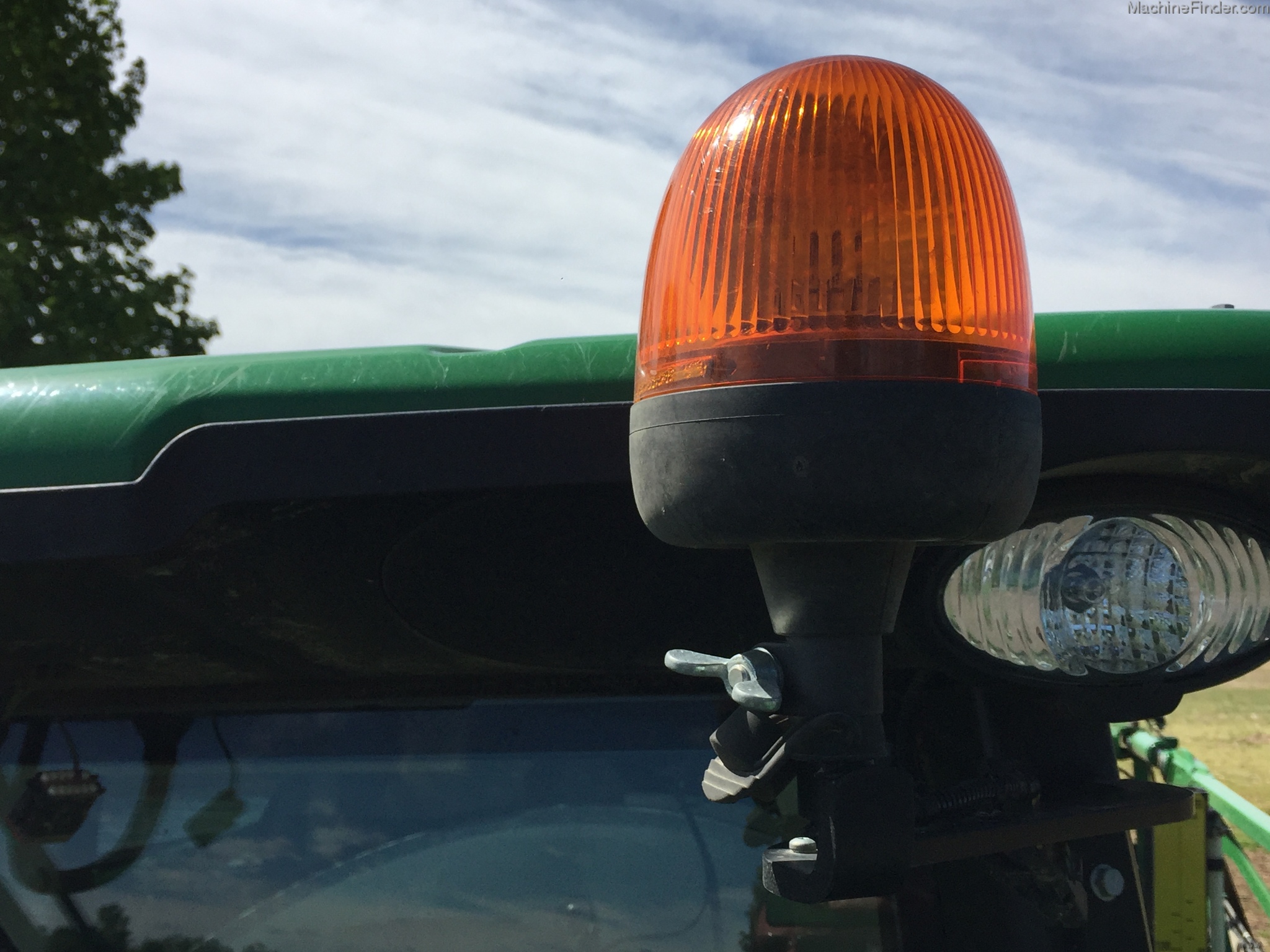 2015 John Deere R4045 Image 17