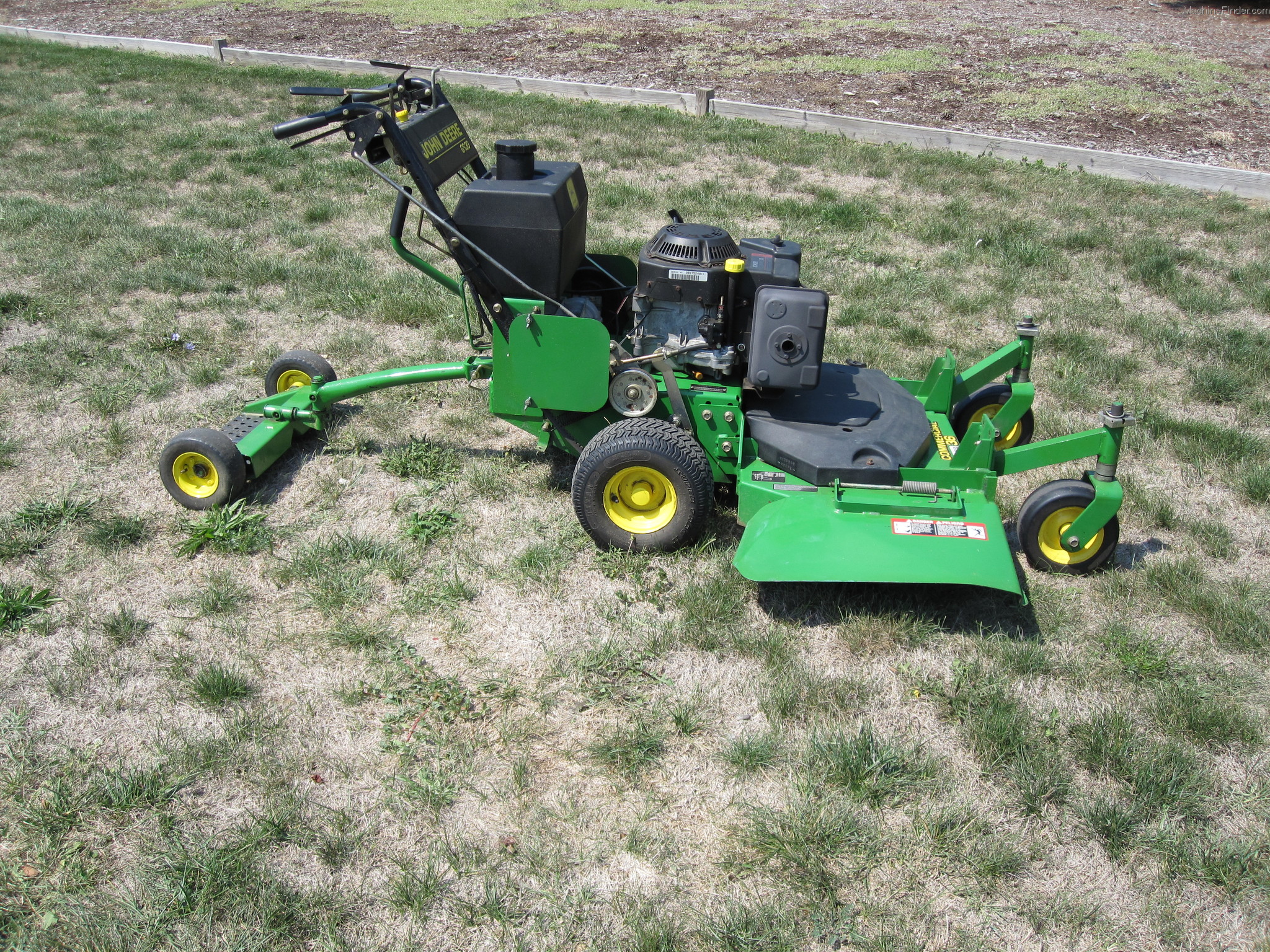 1999 John Deere GS30 Lawn & Garden and Commercial Mowing John Deere