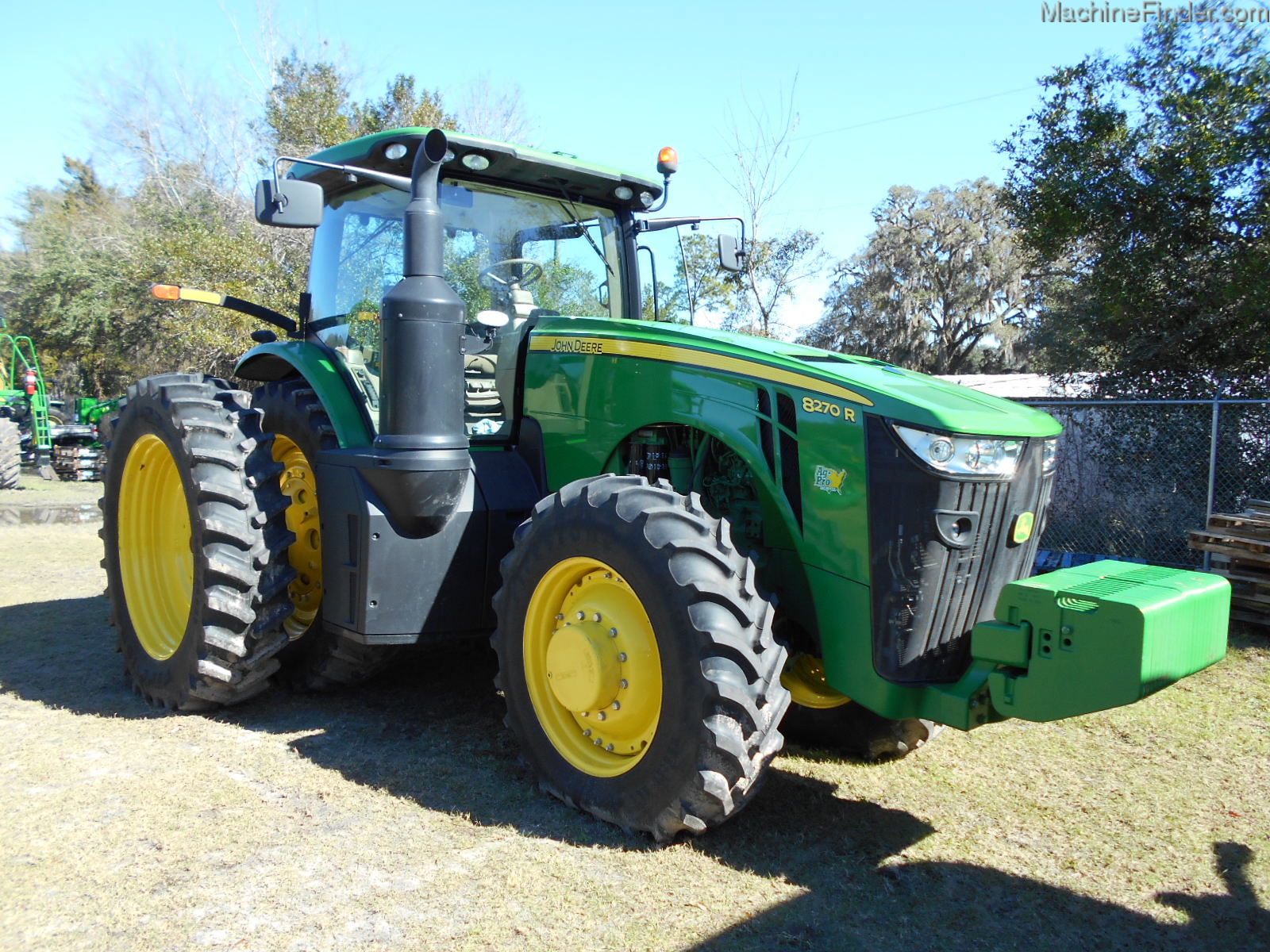 2014 John Deere 8270R Image 1