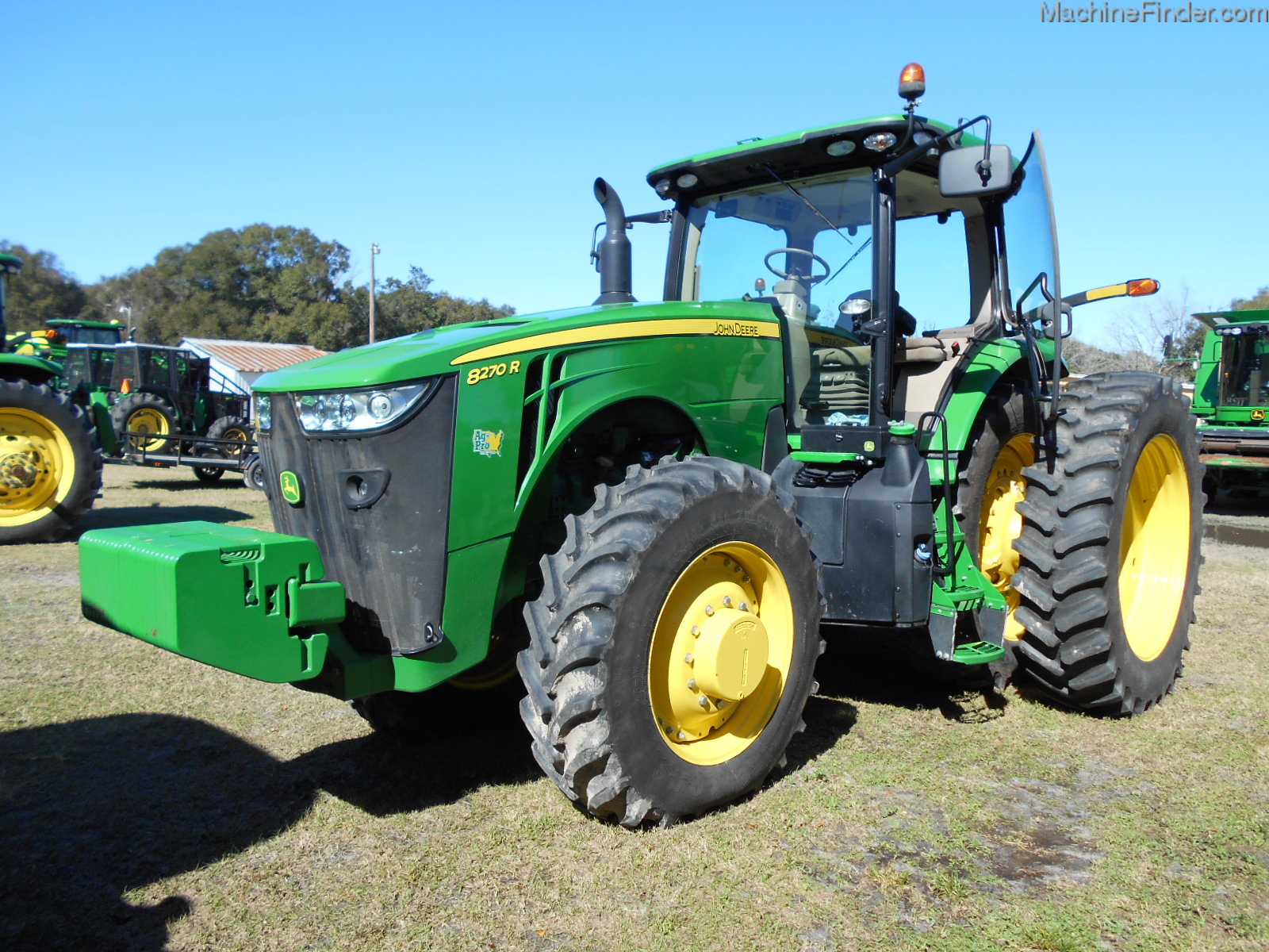 2014 John Deere 8270R Image 5