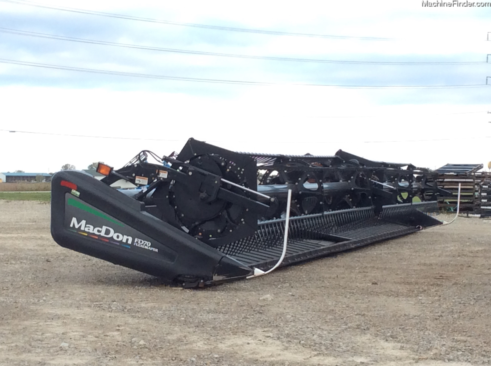 2011 MacDon FD70 Image 2