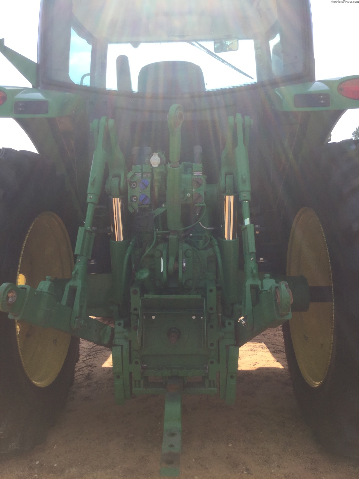 2014 John Deere 6140R Image 5