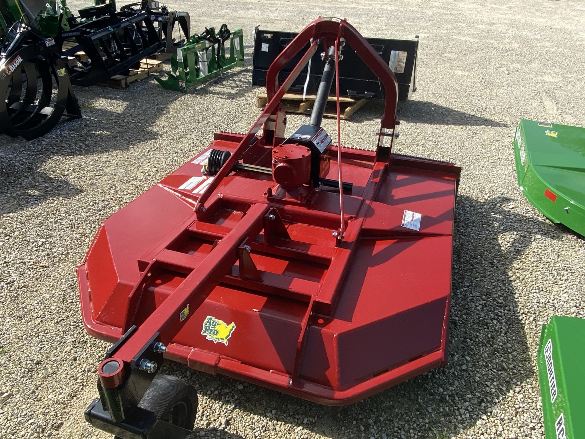 2023 Brown 672HD Image 5