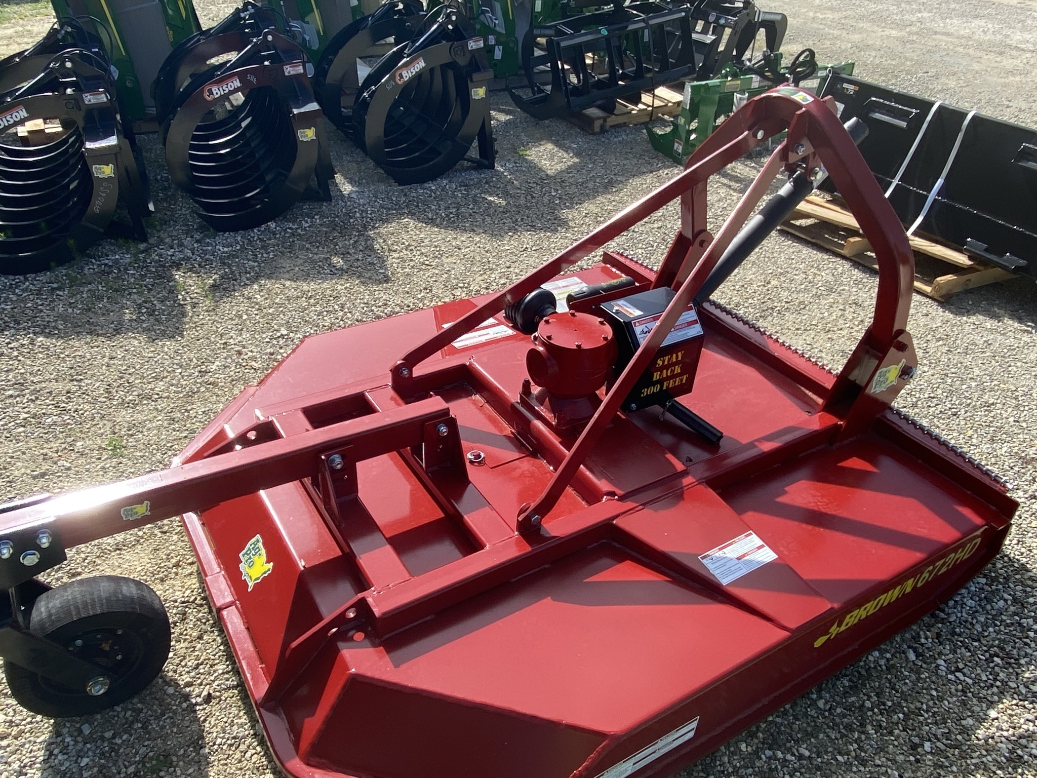 2023 Brown 672HD Image 6