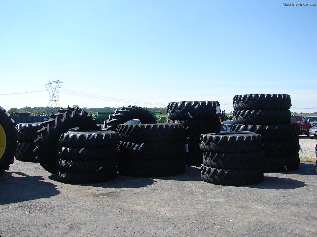 2014 Goodyear 520/85R42 Image 8