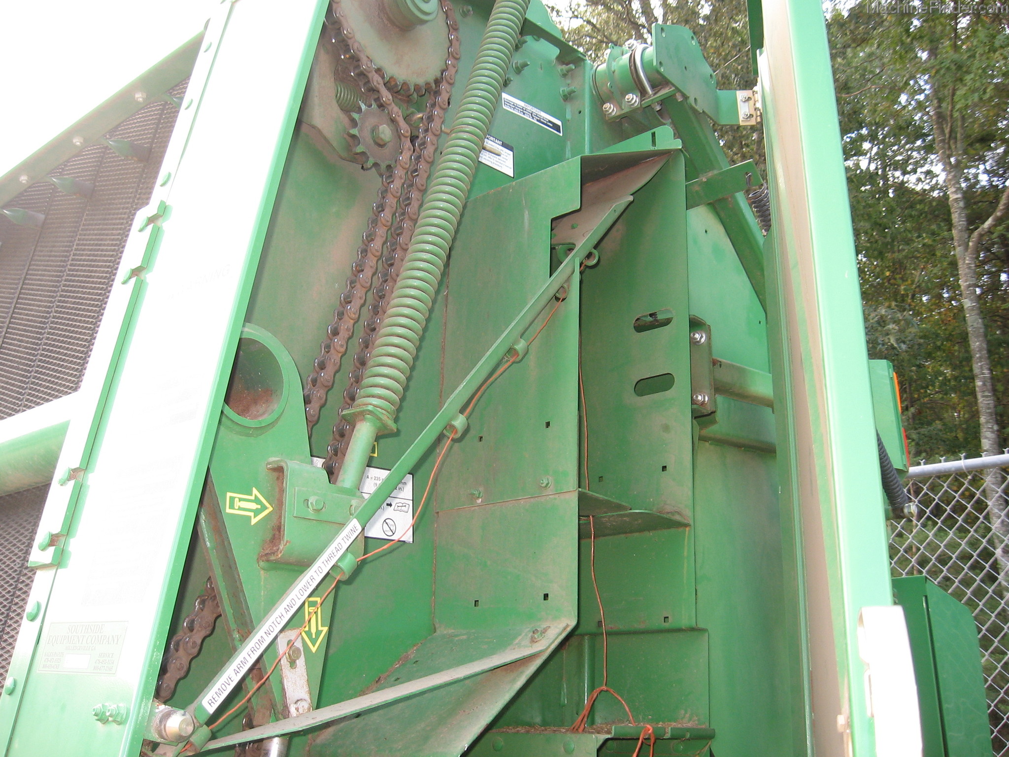 2013 John Deere 469 Image 4