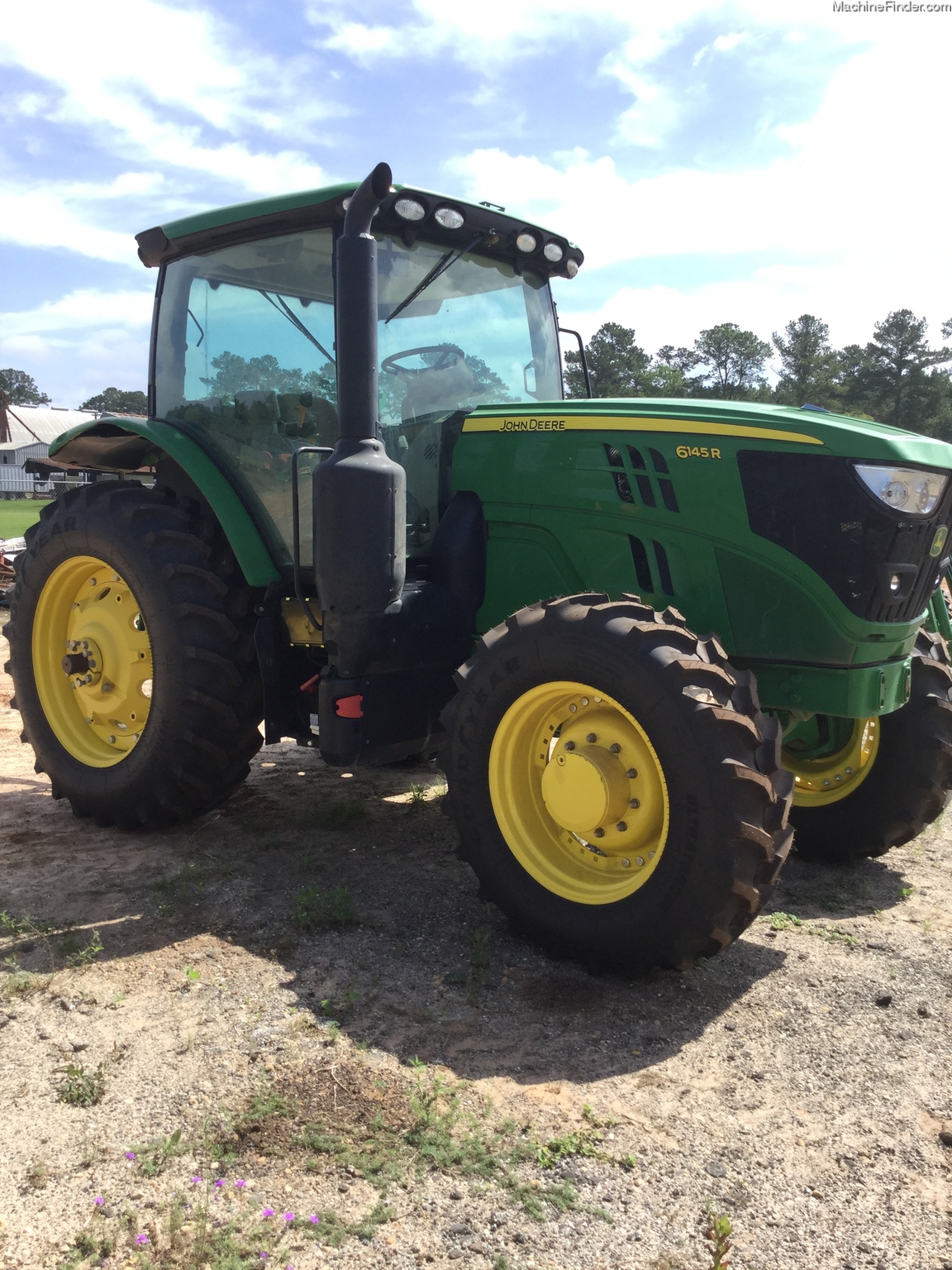 2016 John Deere 6145R Image 2