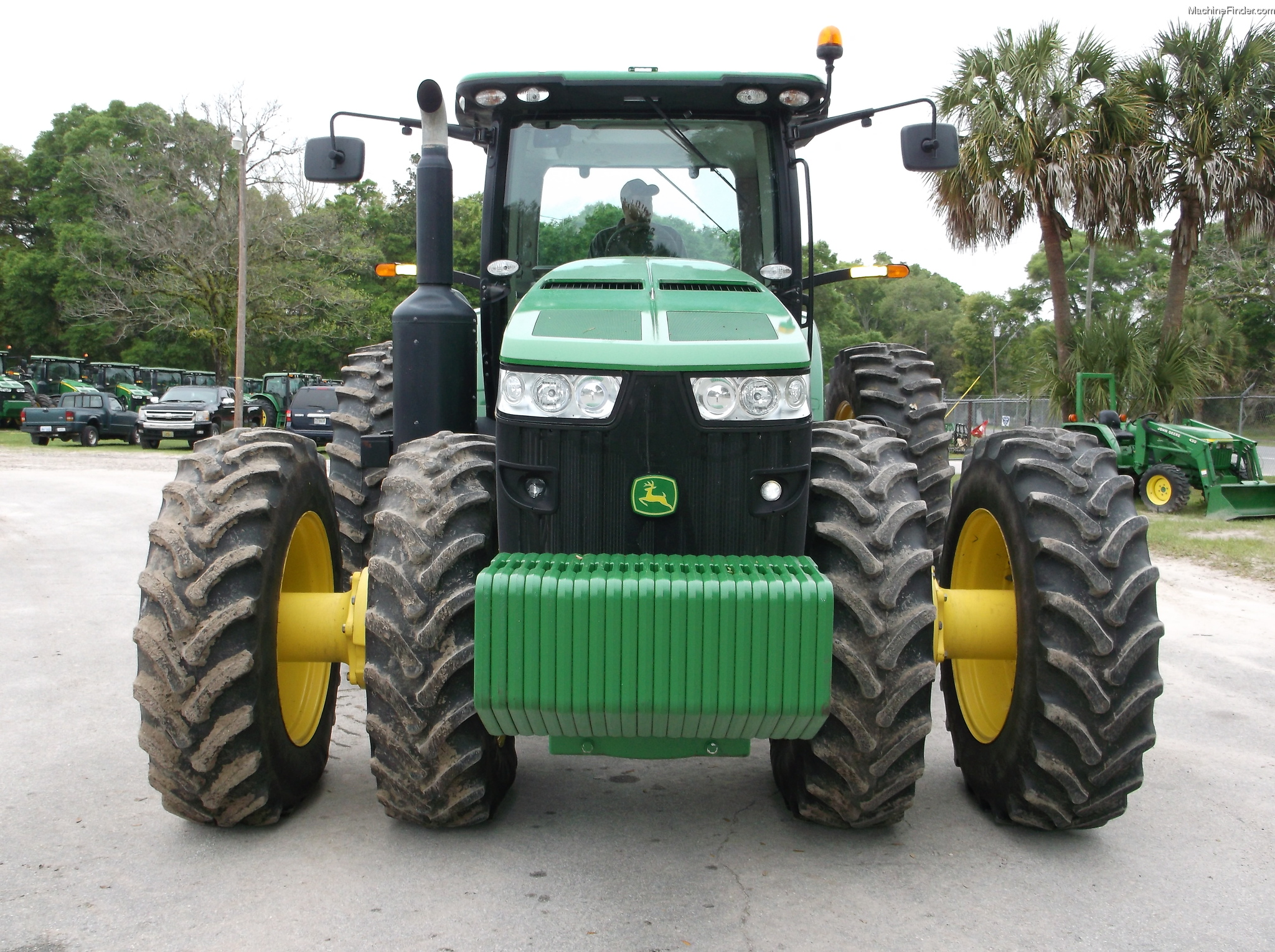 2013 John Deere 8360R Image 1