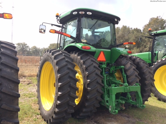 2015 John Deere 8270R Image 3