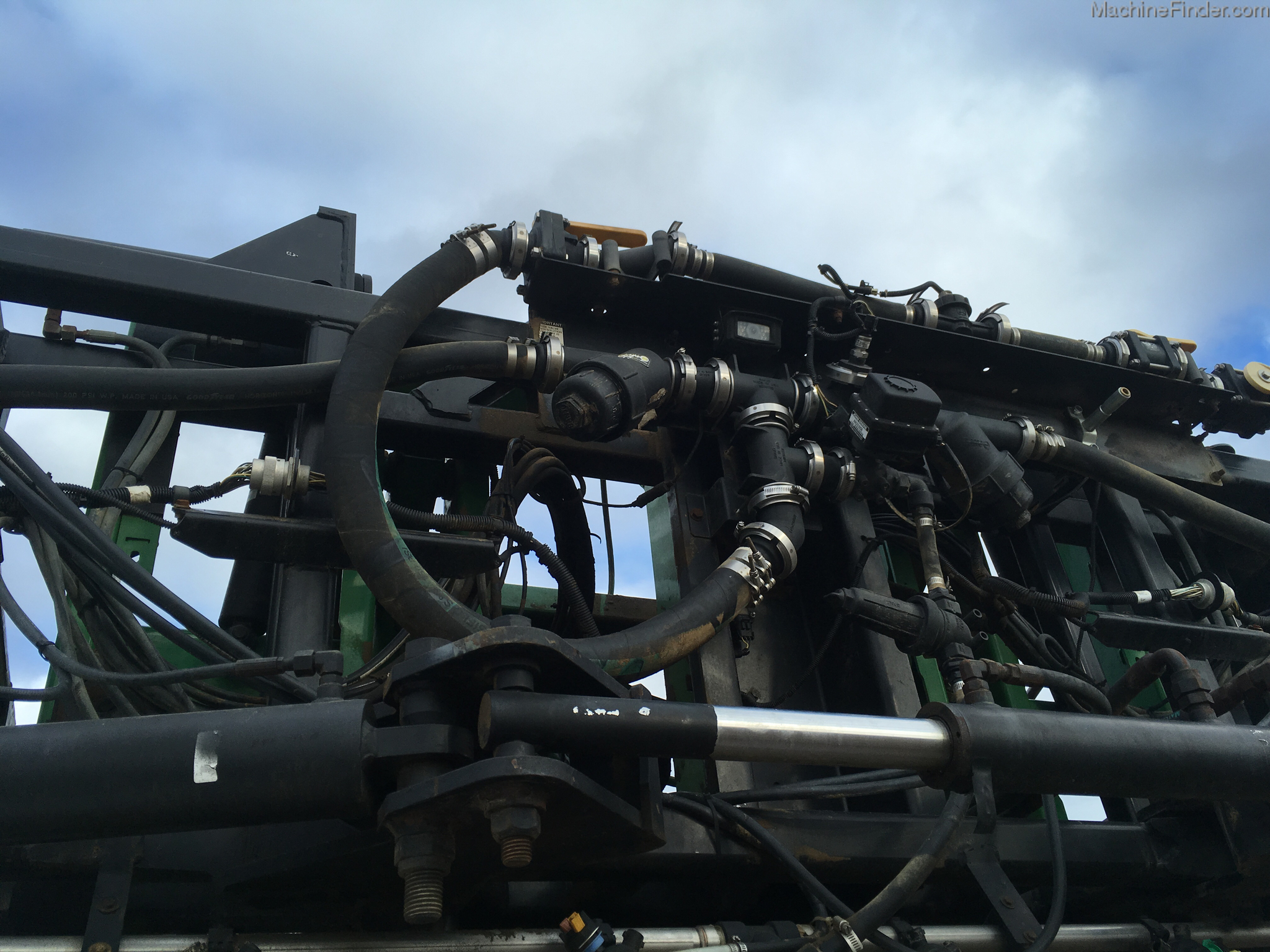 2008 John Deere 4930 Image 16