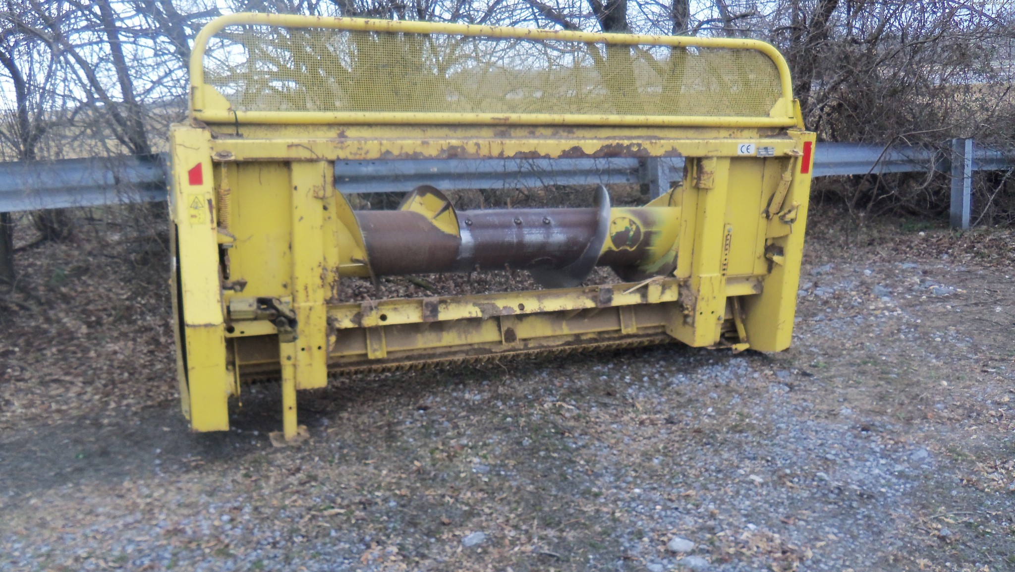 1998 John Deere 630A Image 6