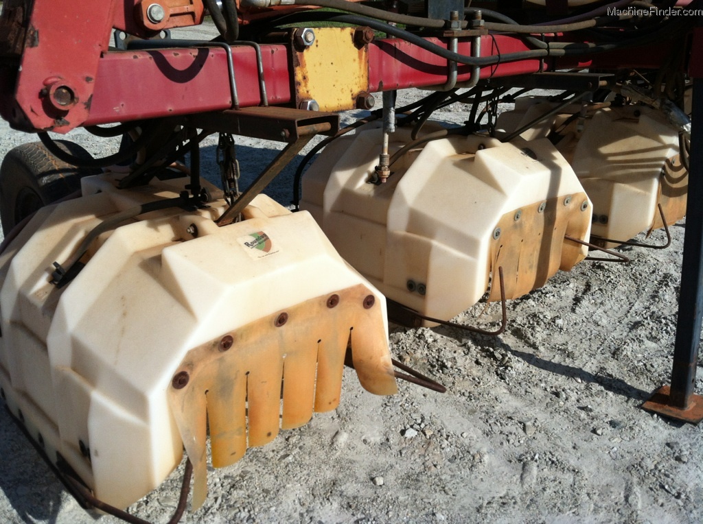 1989 Redball 830 Image 6