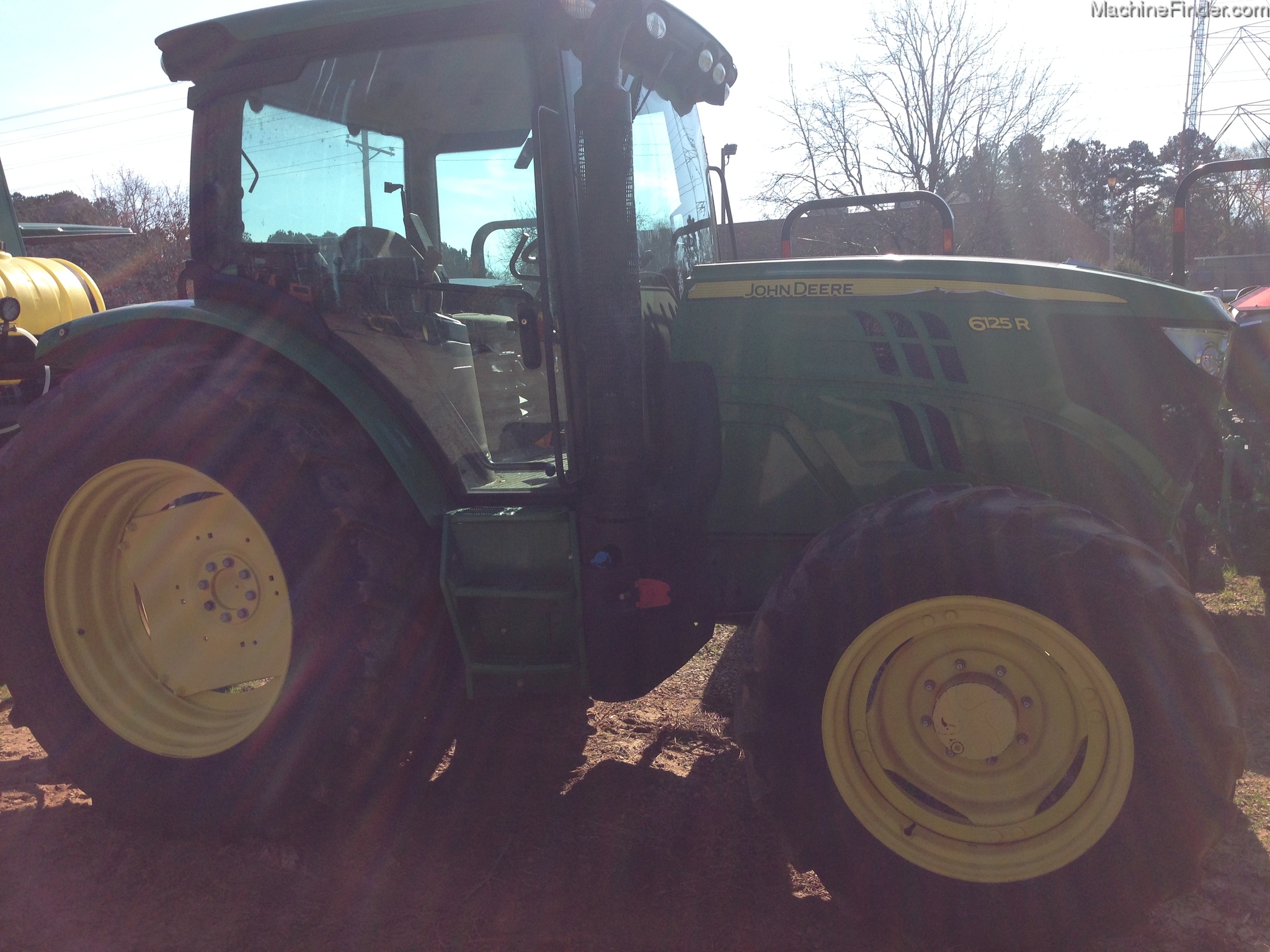 2012 John Deere 6125R Image 2