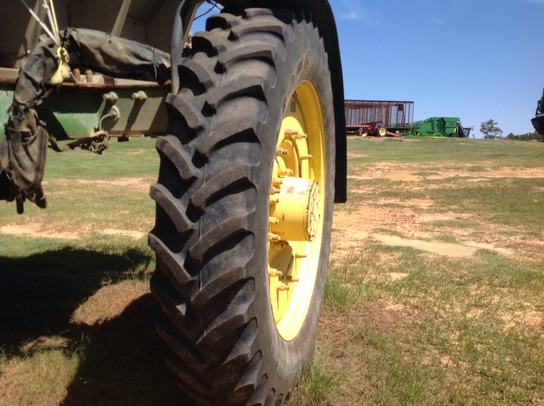 2009 John Deere 4930 Photo 6