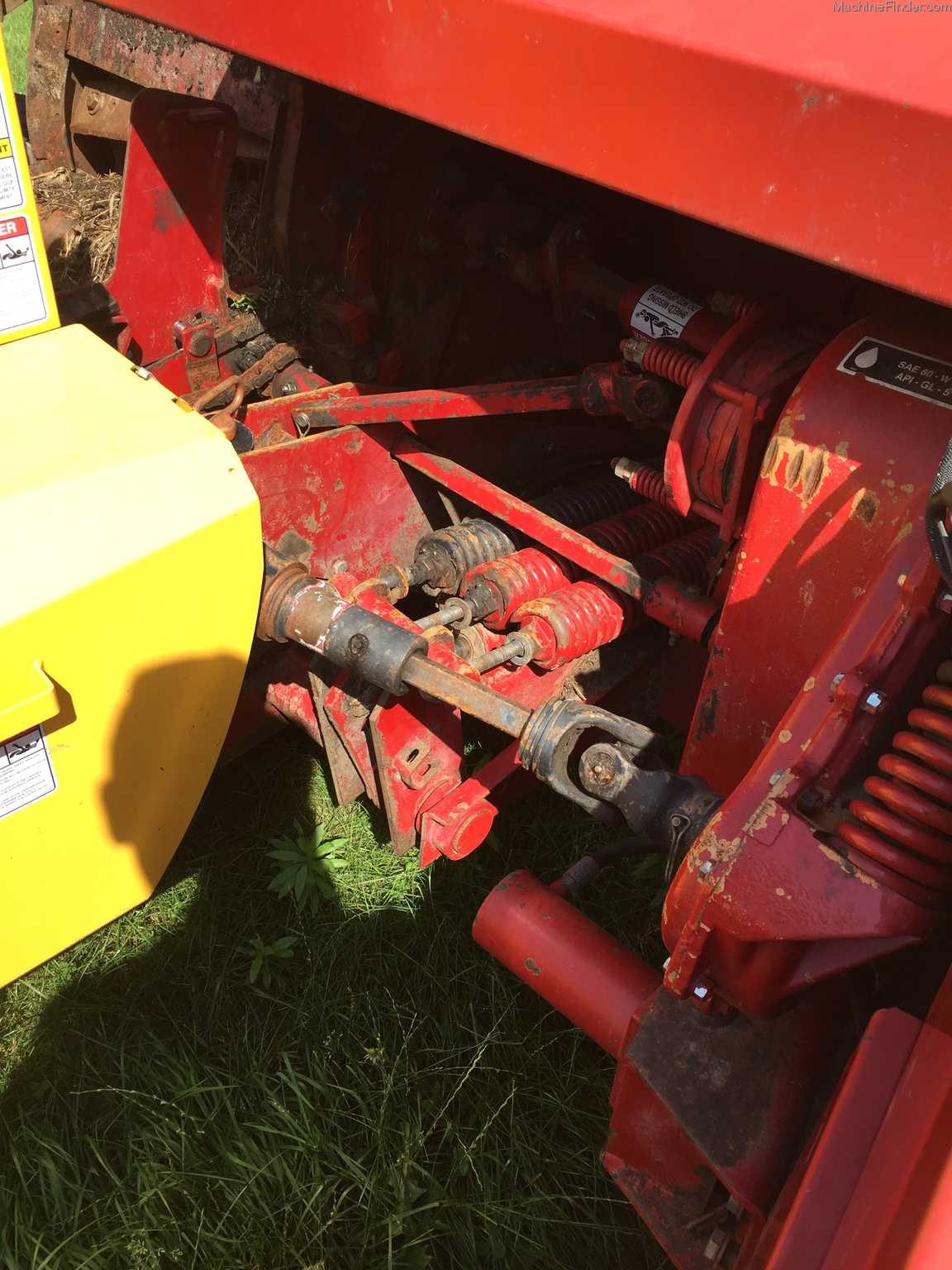 2001 New Holland FP240 Image 8