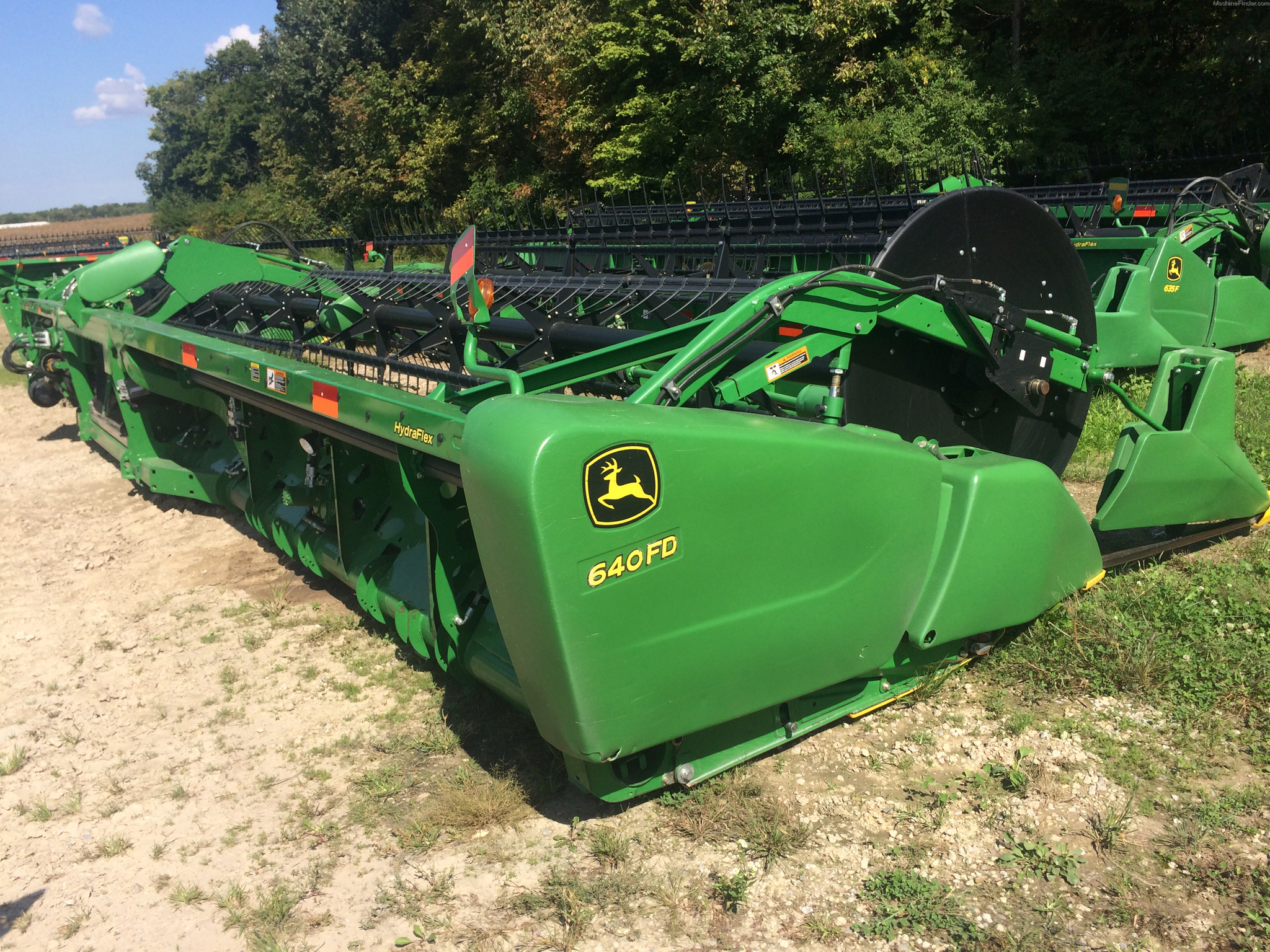 2012 John Deere 640FD Image 2