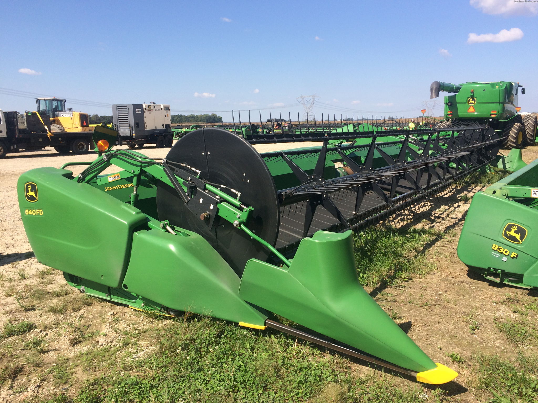 2012 John Deere 640FD Image 1