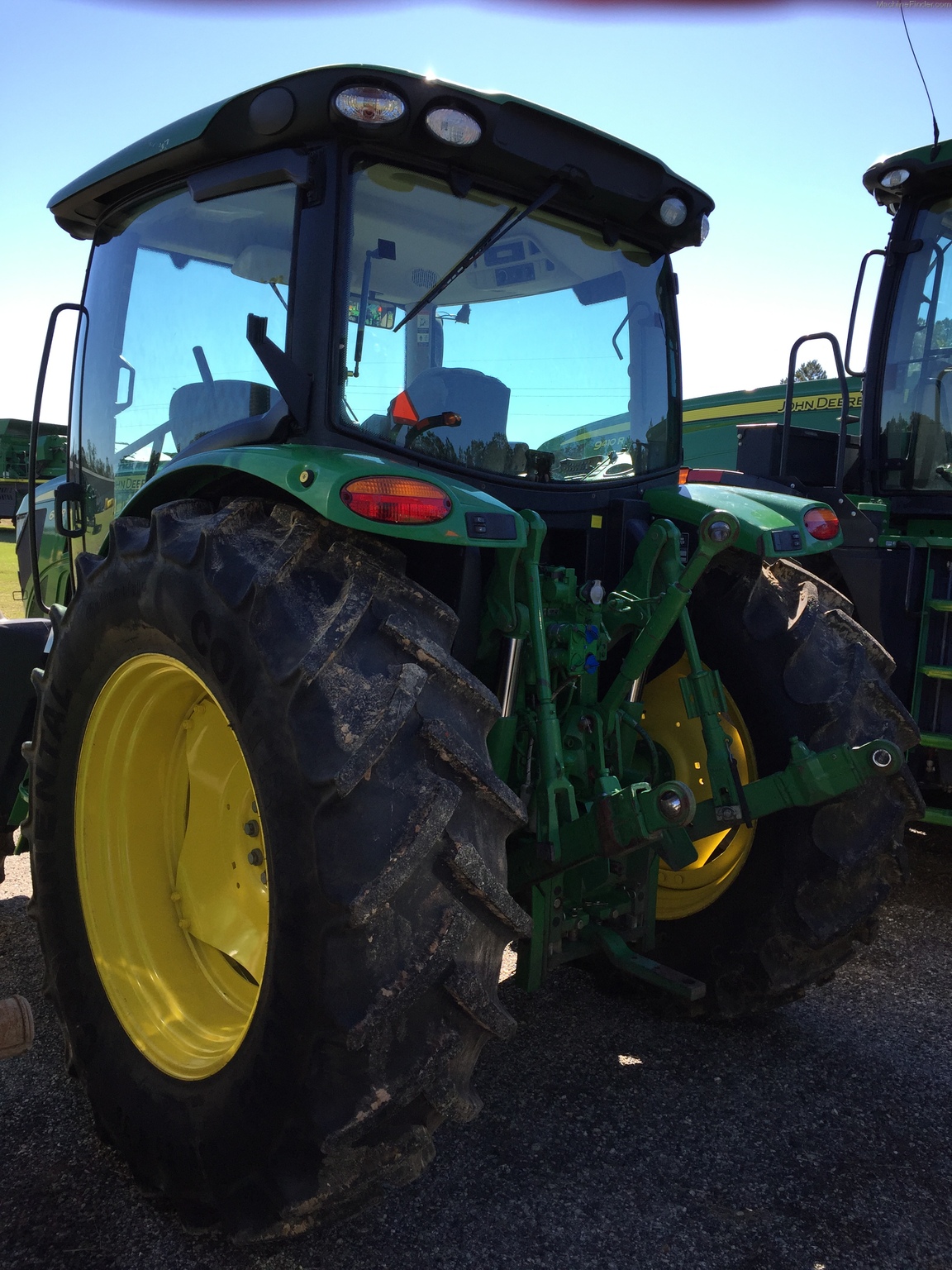 2013 John Deere 6125R Image 3