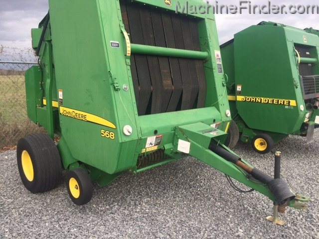 2009 John Deere 568 Image 2