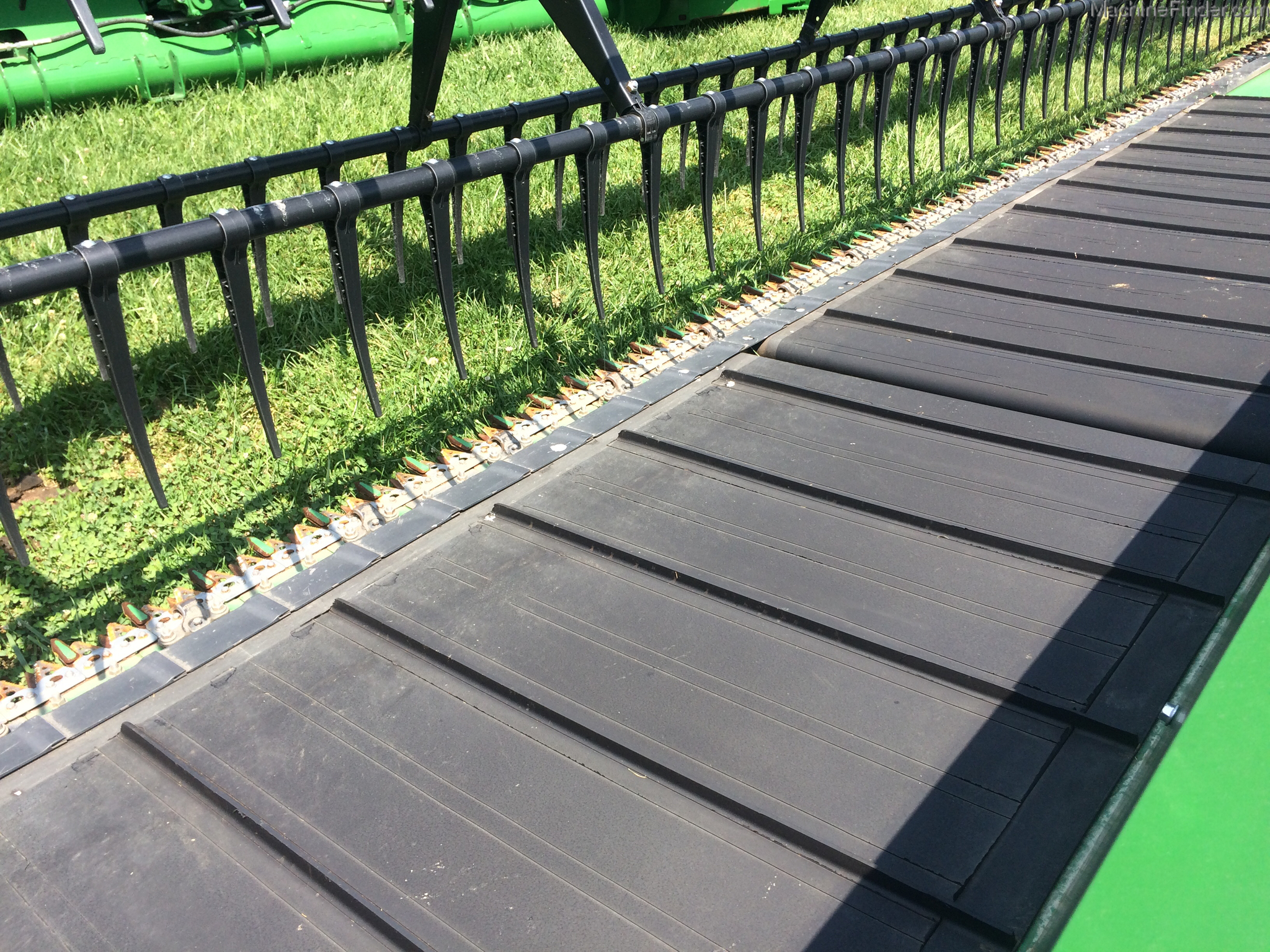 2016 John Deere 645FD Image 8