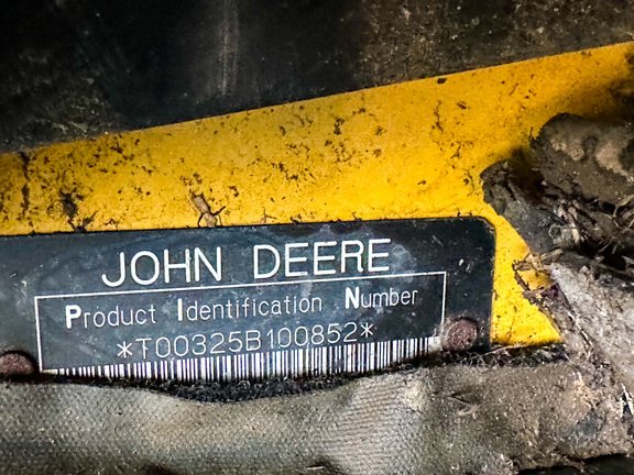 2004 John Deere 325-20