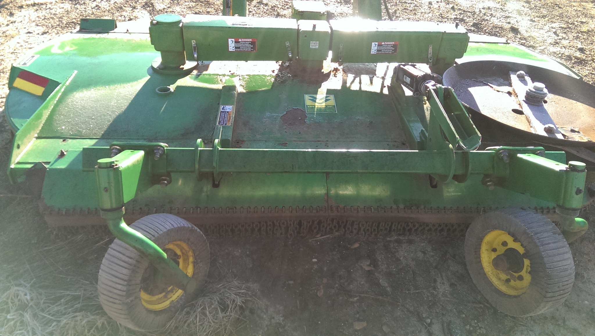 2008 John Deere MX10 Image 2