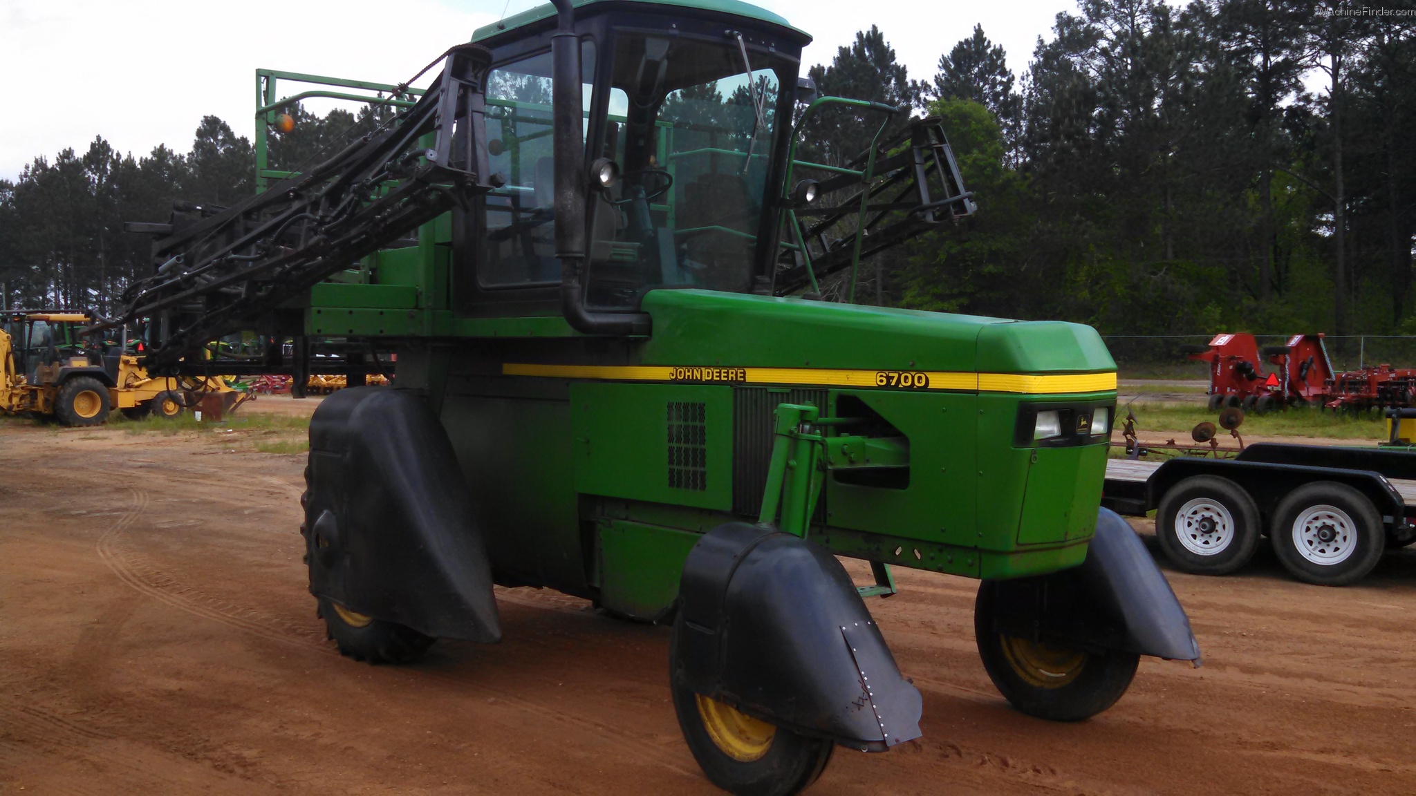 2005 John Deere 6700 Image 2